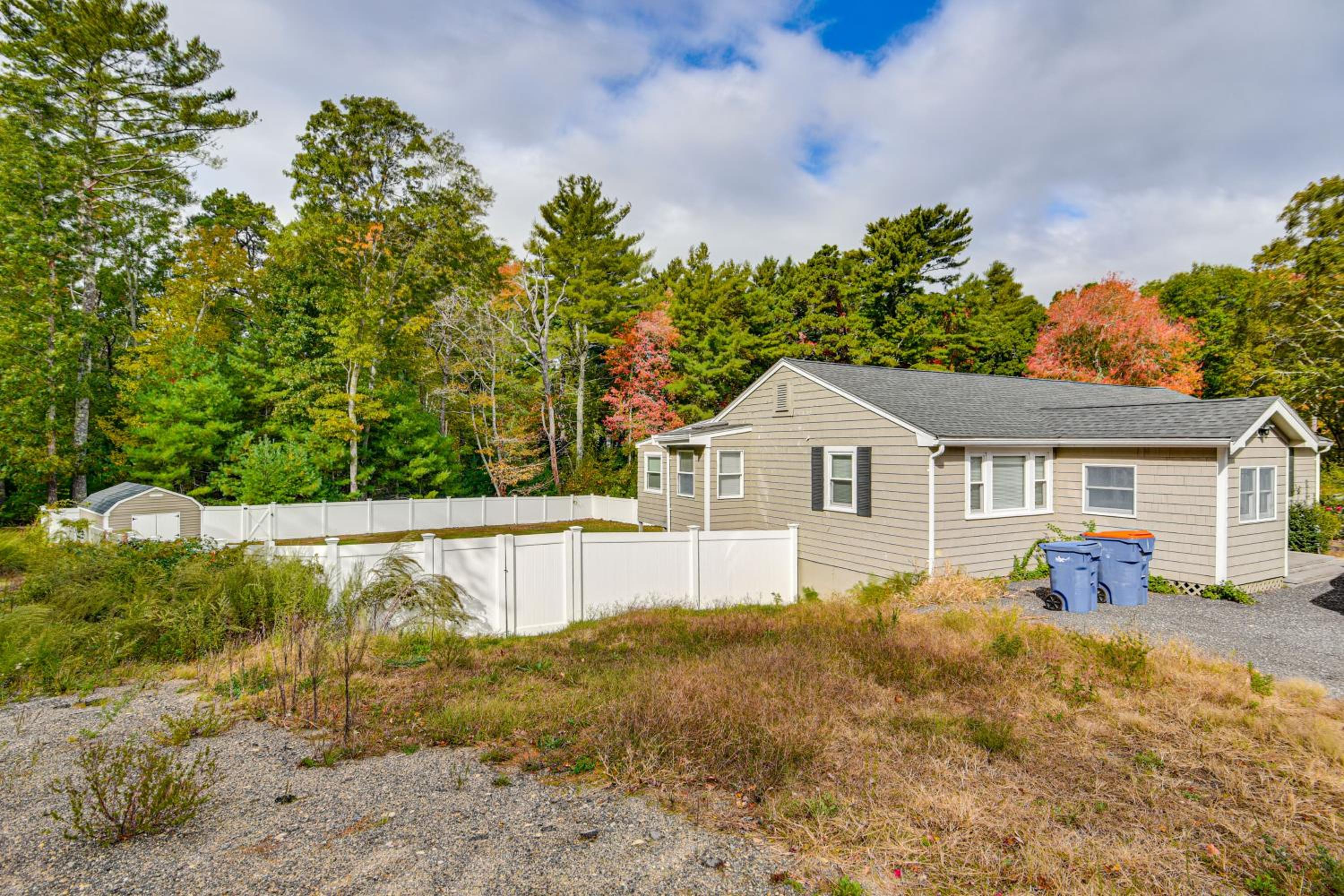Stay and Play in Plymouth Spacious Home with Yard