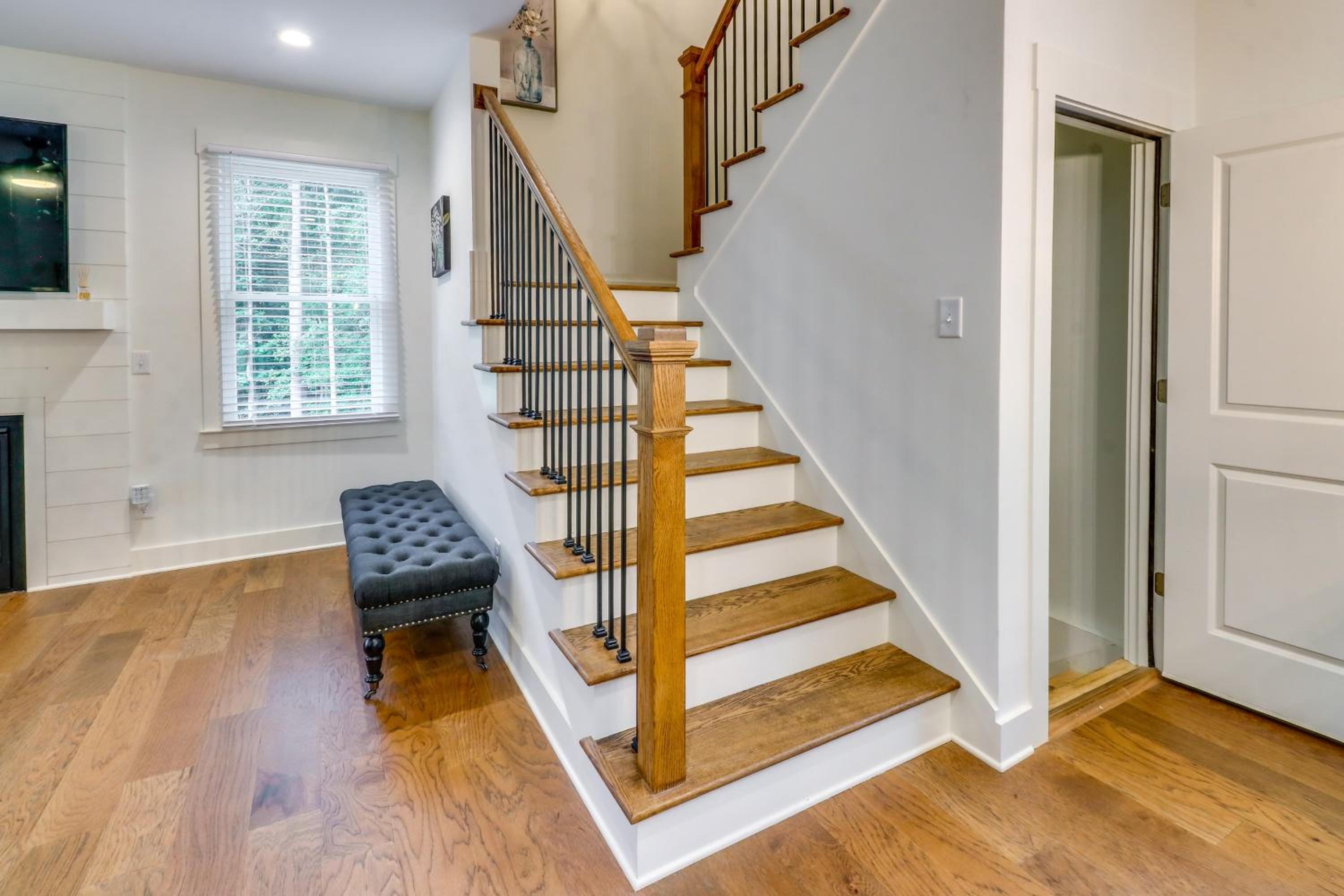 Easy I-20 Access Family Escape with Deck in Decatur