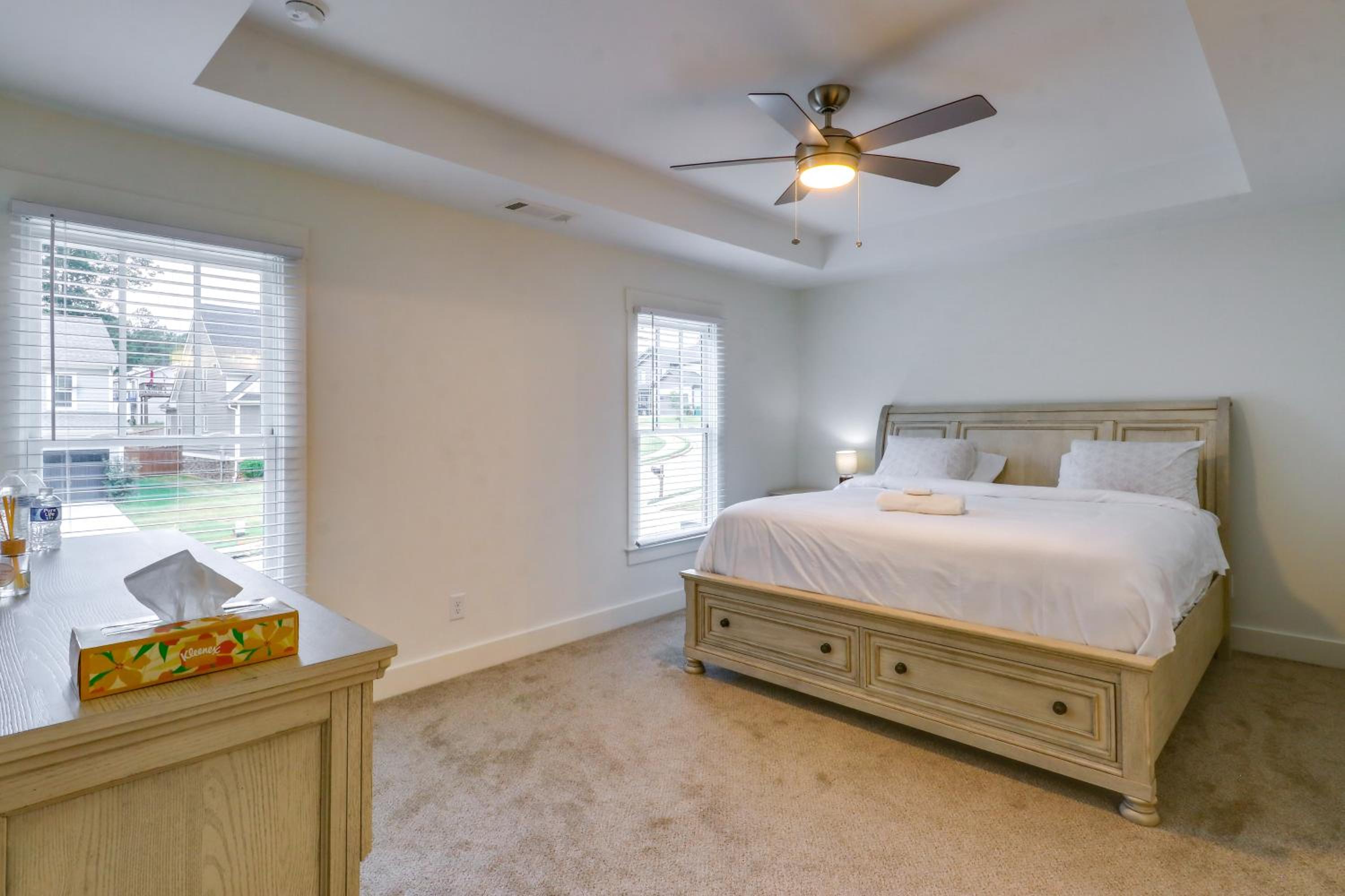 Easy I-20 Access Family Escape with Deck in Decatur