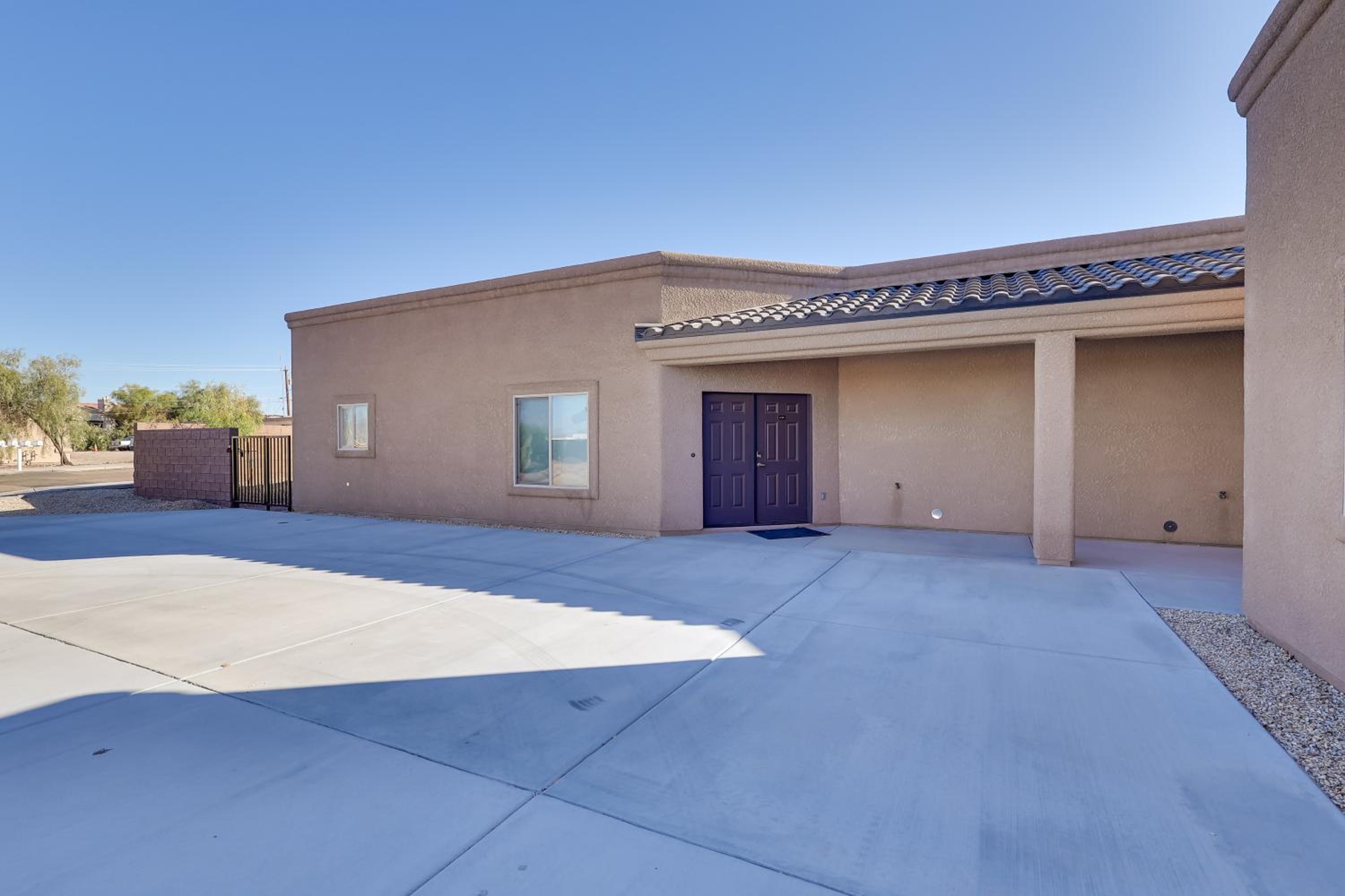 Desert Escape Near Lake Havasu and London Bridge!
