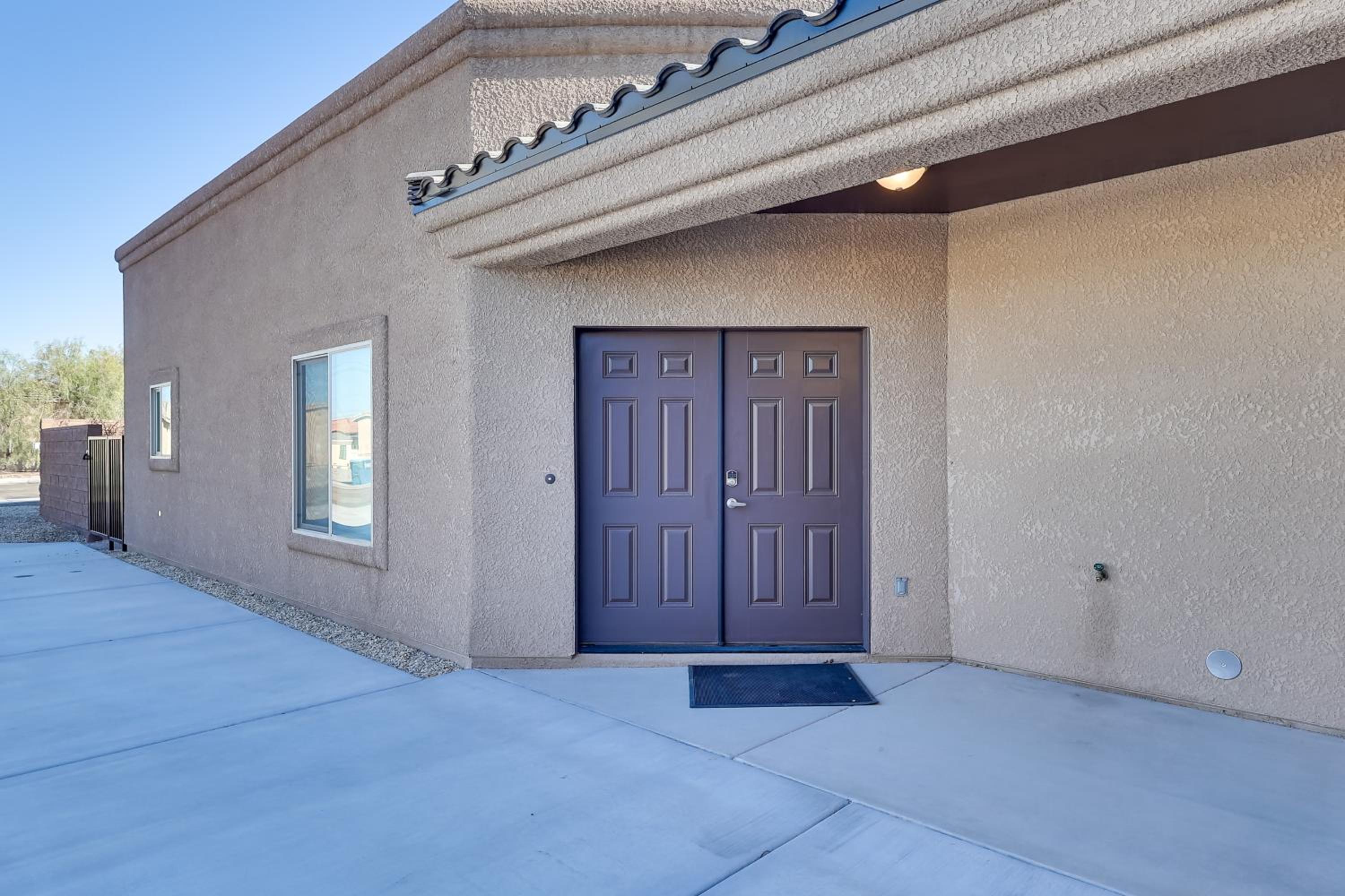 Desert Escape Near Lake Havasu and London Bridge!