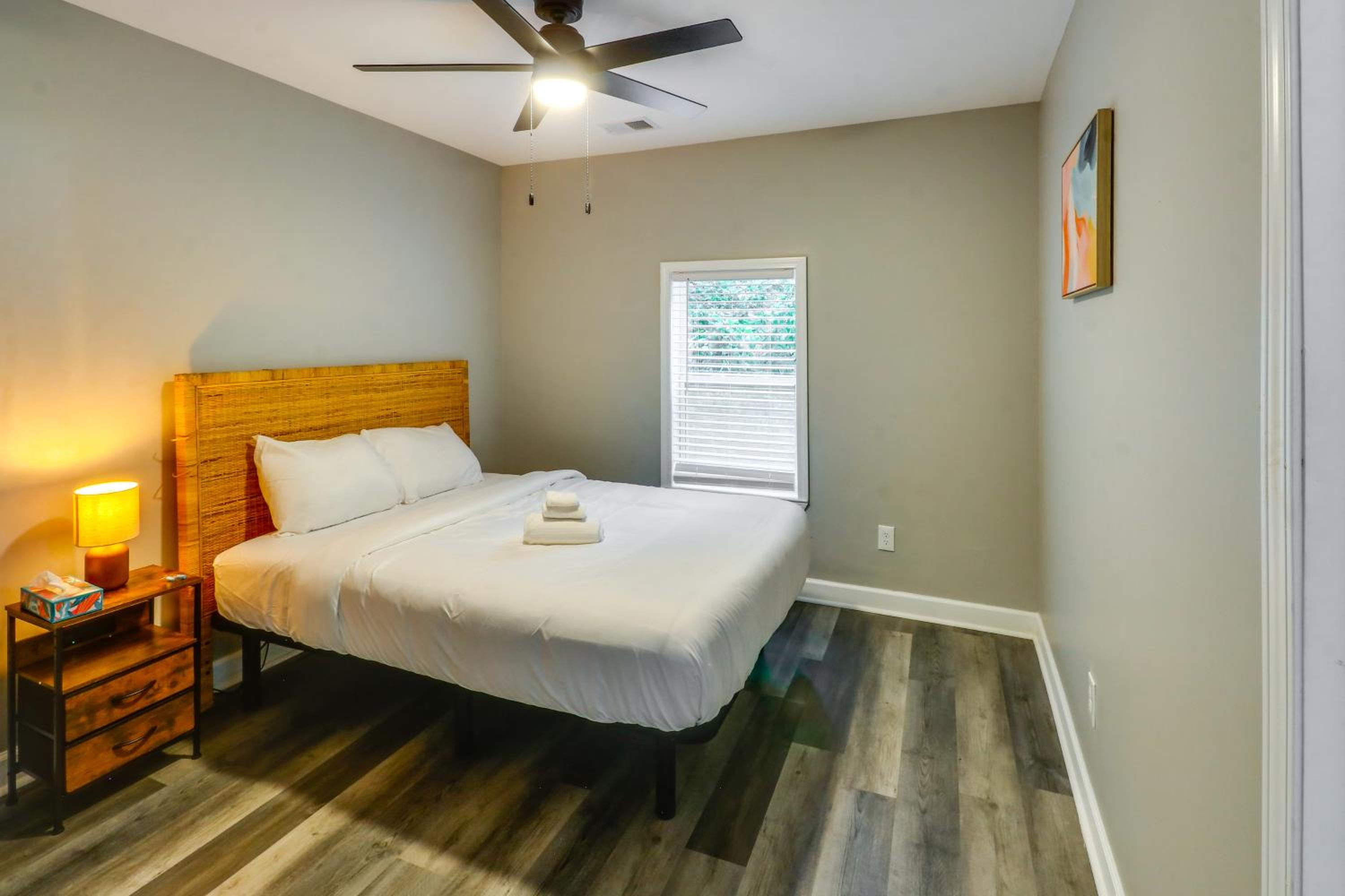 9 Mi to Downtown Atlanta Quiet Eastside Apartment