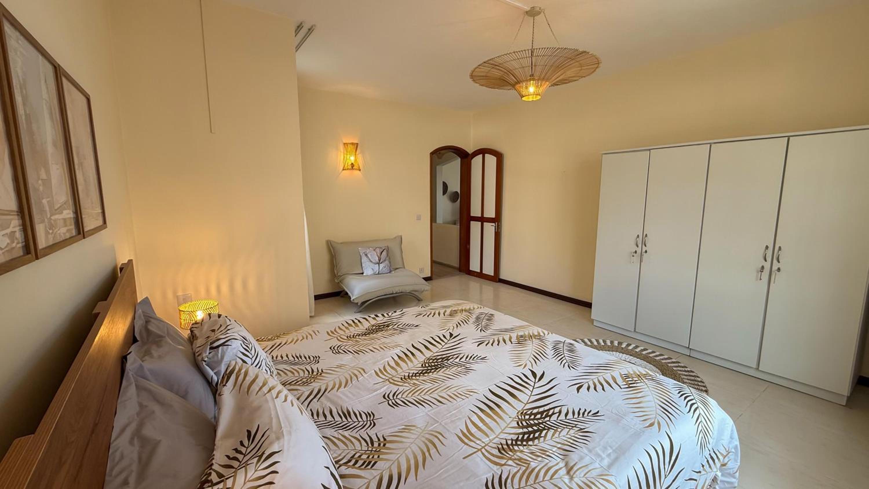 LAKAZ DEL VISTA - Luxurious new apartments with panoramic sea views, pool & garden retreat
