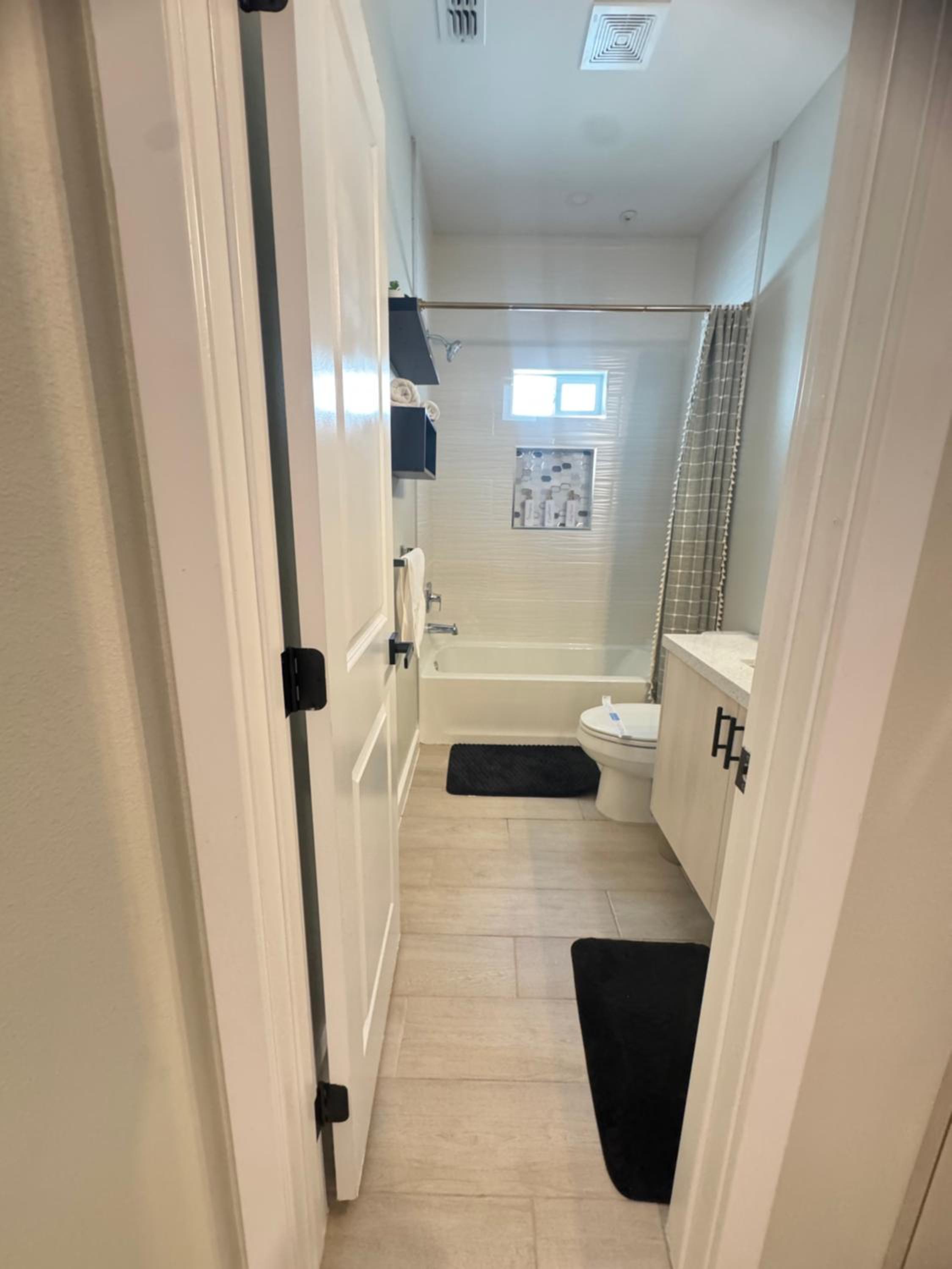 Luxe of Haven - 2bed with office and free parking