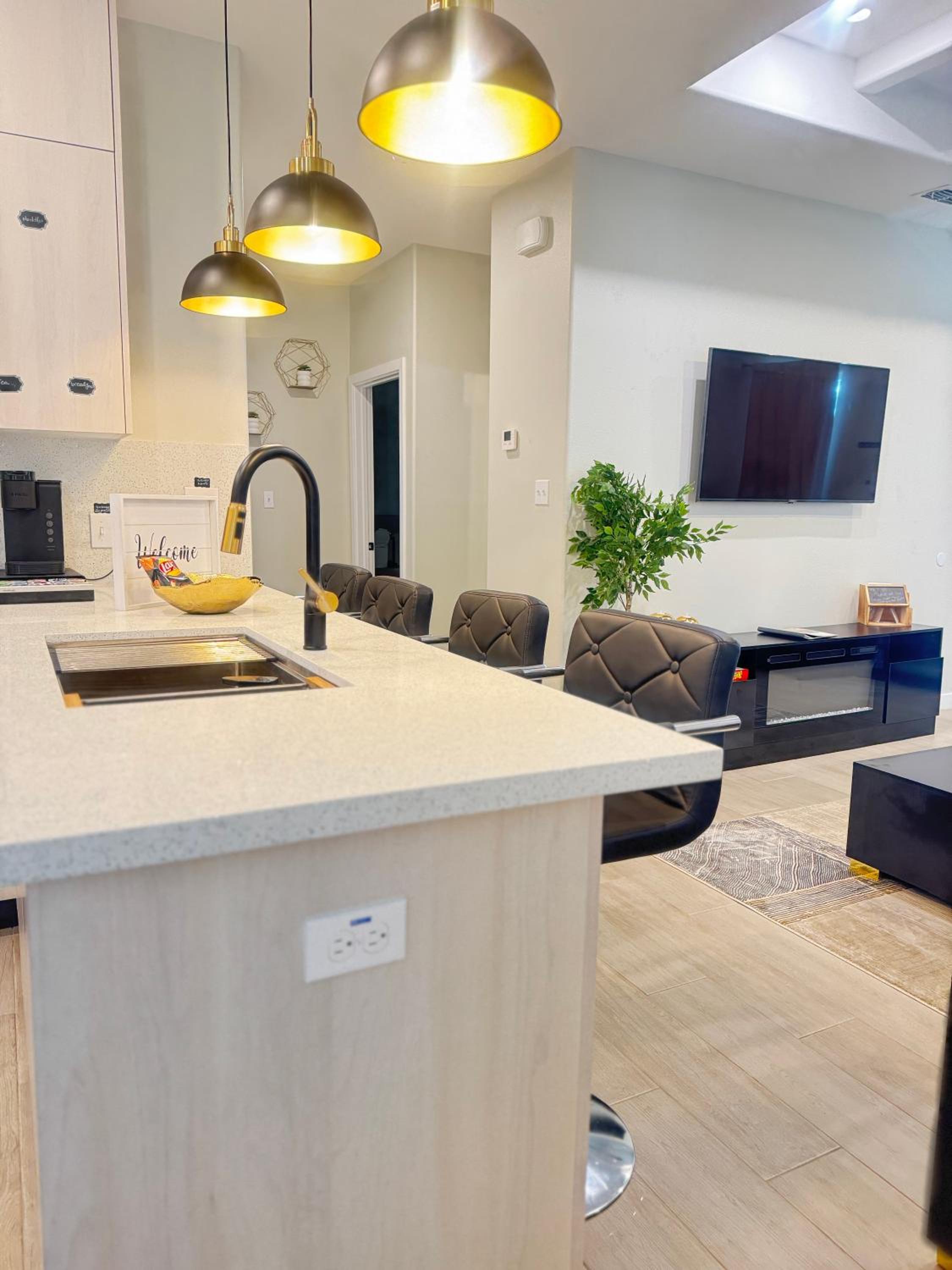 Luxe of Haven - 2bed with office and free parking
