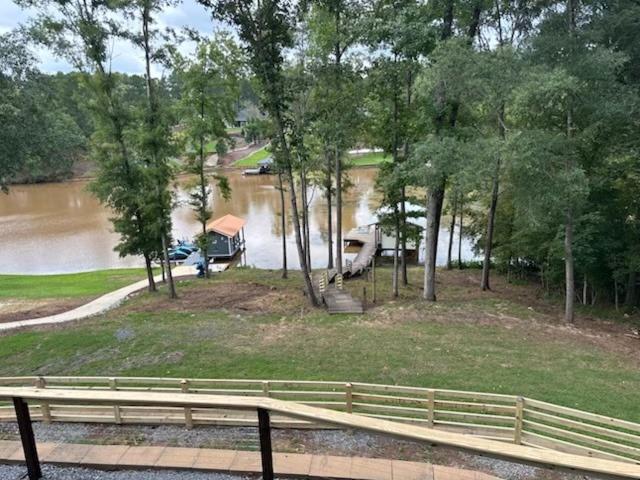 Lakeside Lodge on Bluegill- Arcade, Dock, FirePit