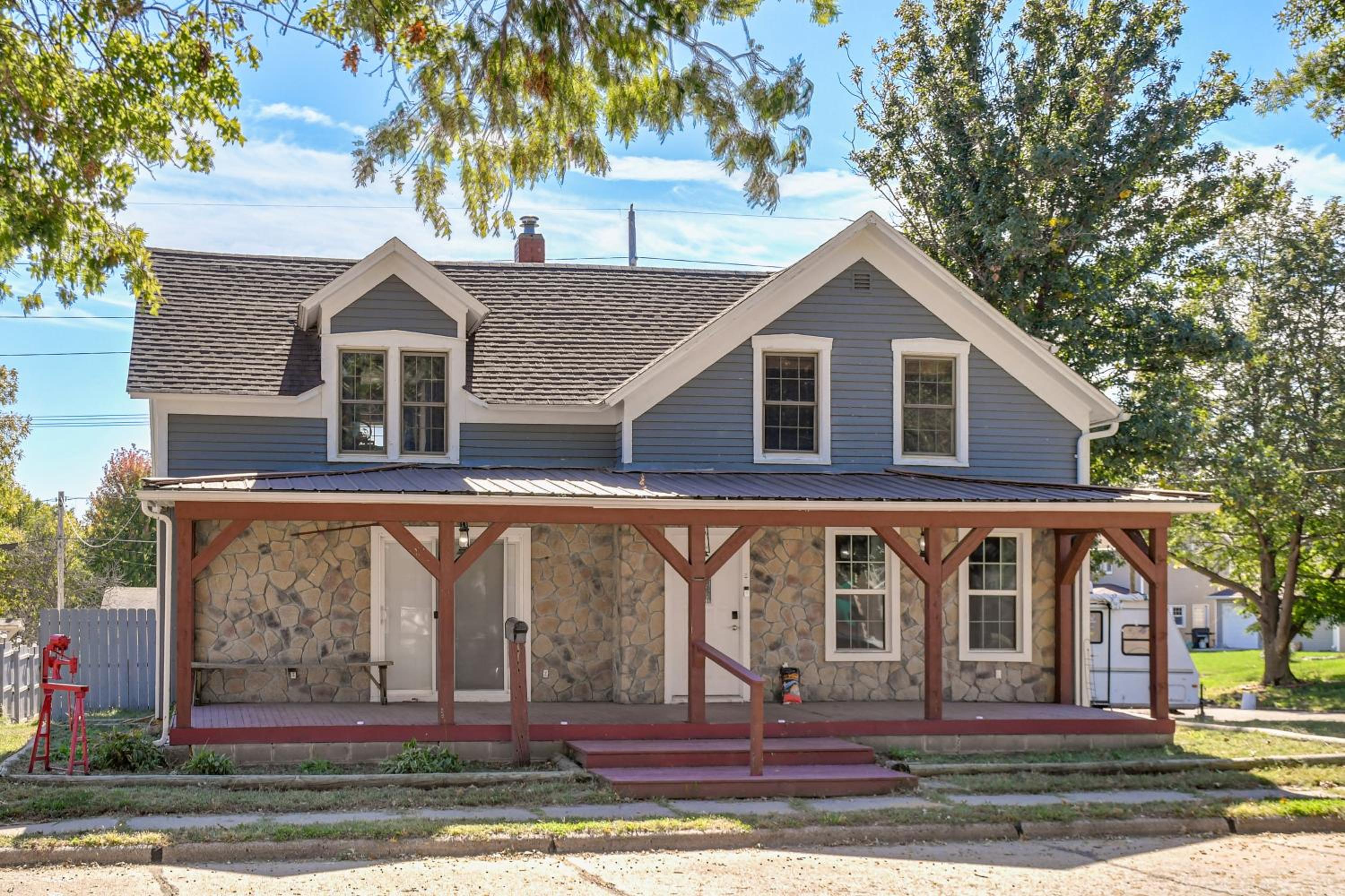 8 Mi to Lake Panorama Cozy Family Getaway
