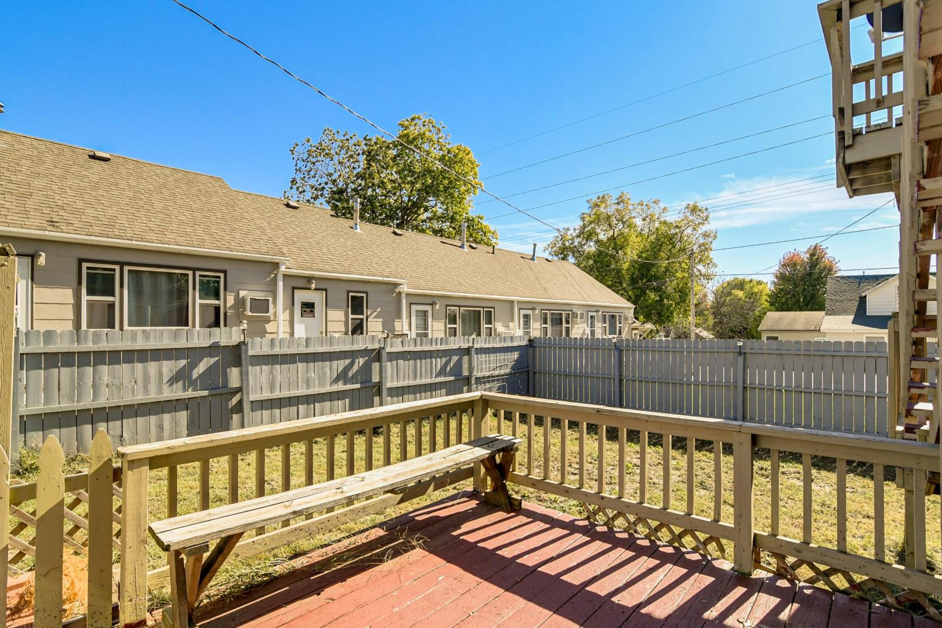 8 Mi to Lake Panorama Cozy Family Getaway