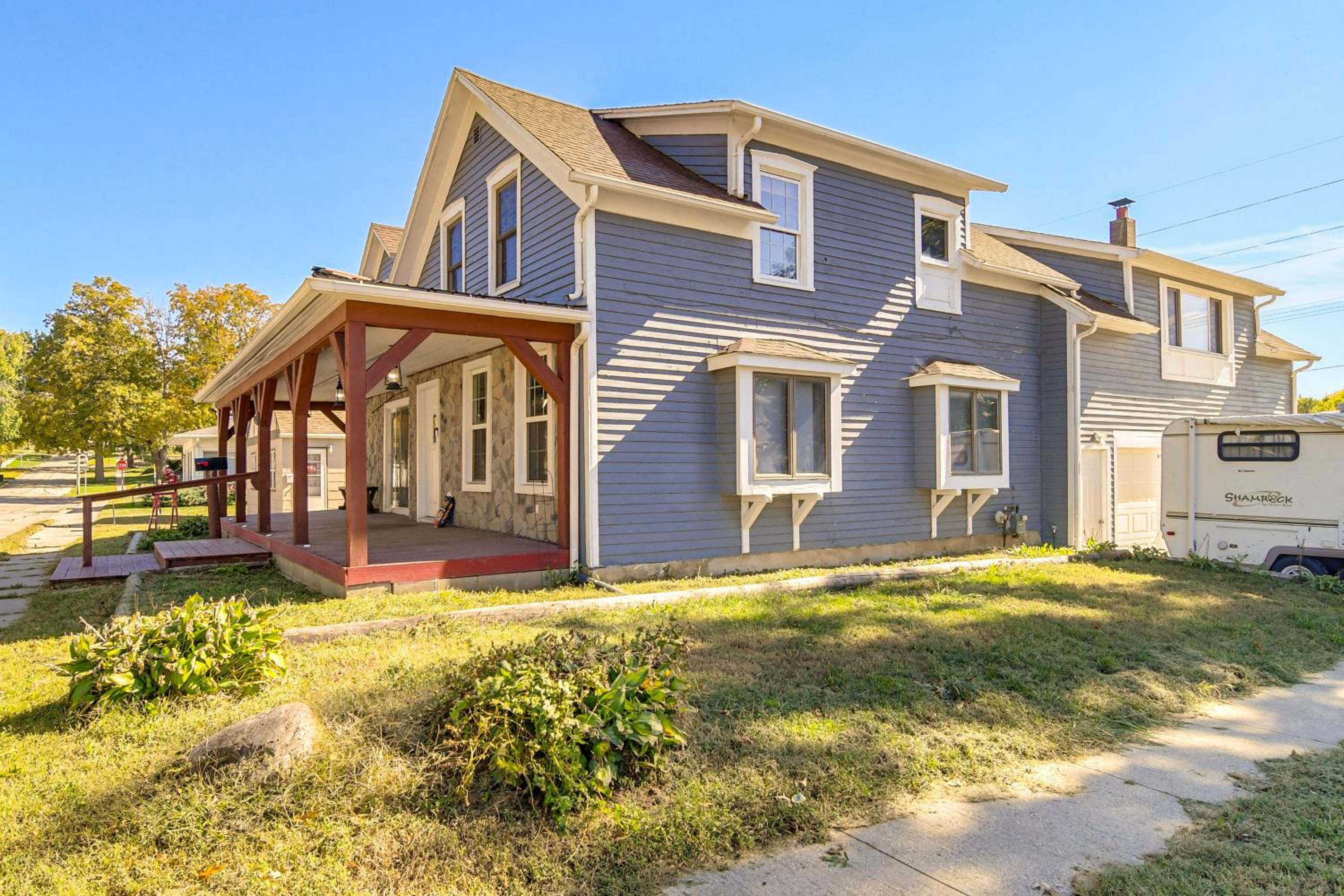 8 Mi to Lake Panorama Cozy Family Getaway