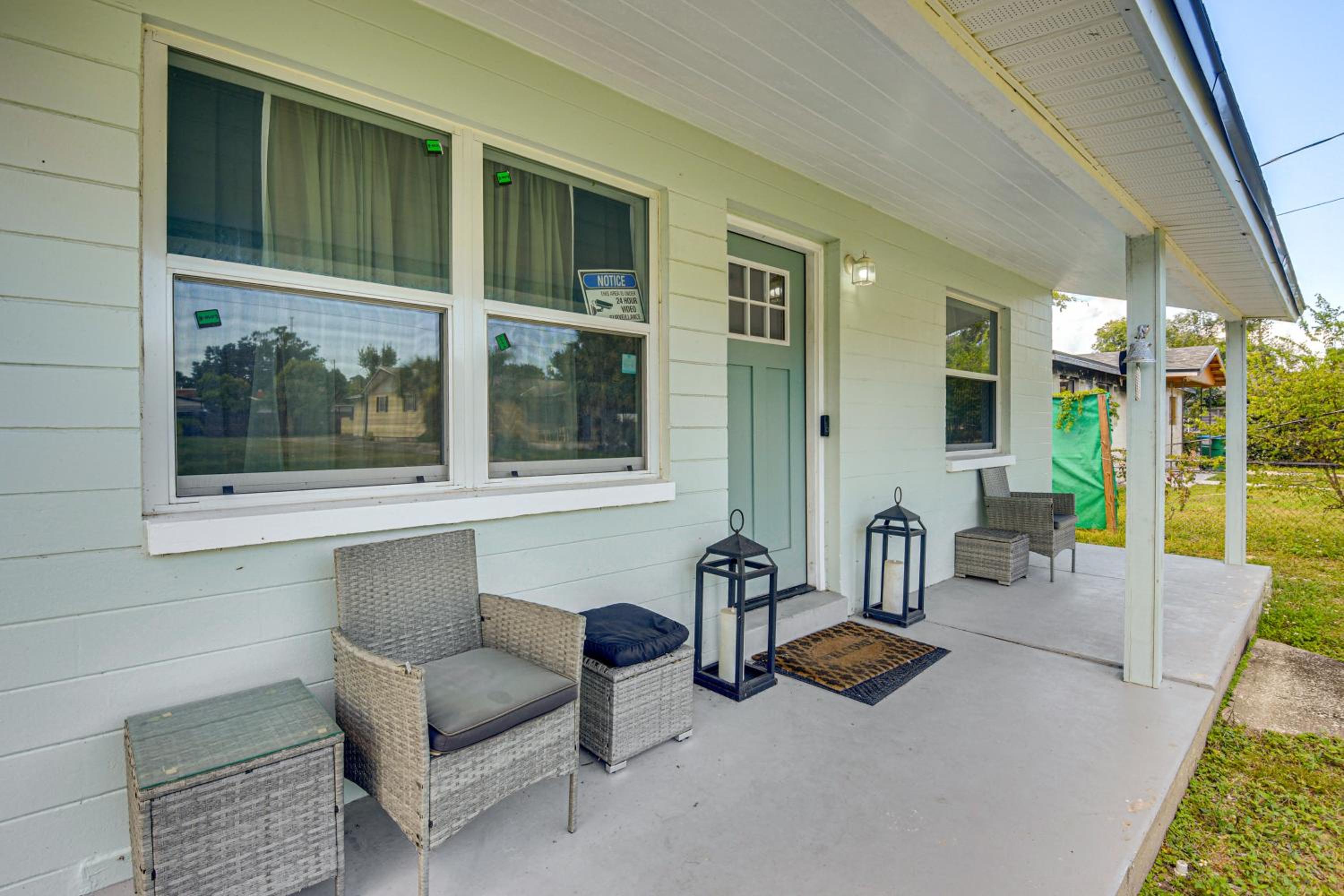 Game Room, Yard Home 3 Mi to Daytona Beach!
