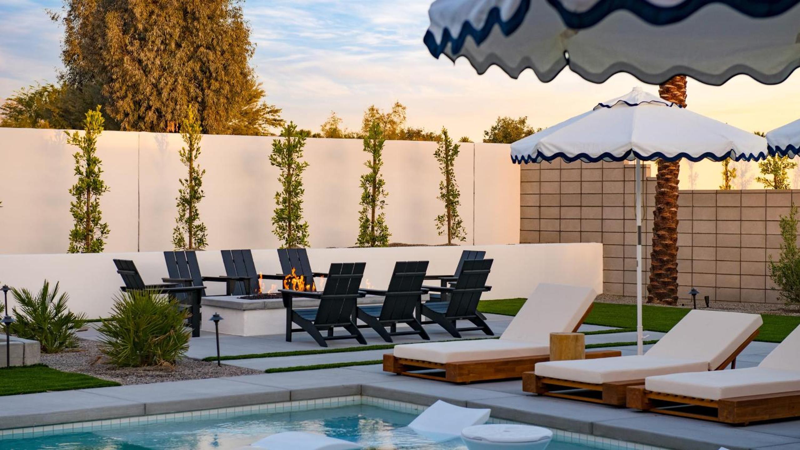 Polo Villa Trio Sleeps 52 3 Homes 20 BDRs