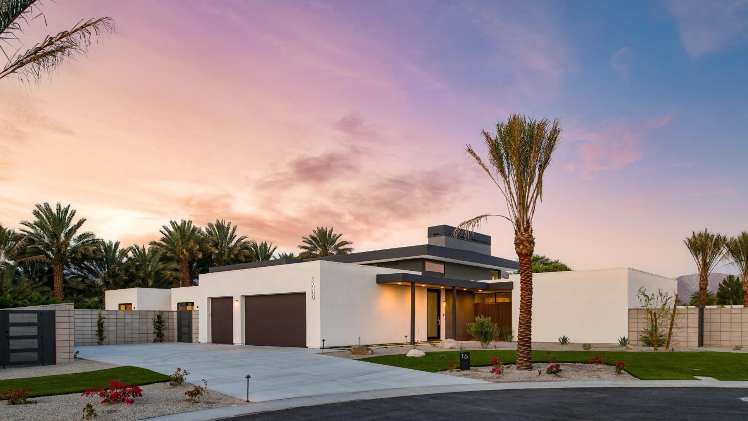 Polo Villa Trio Sleeps 52 3 Homes 20 BDRs