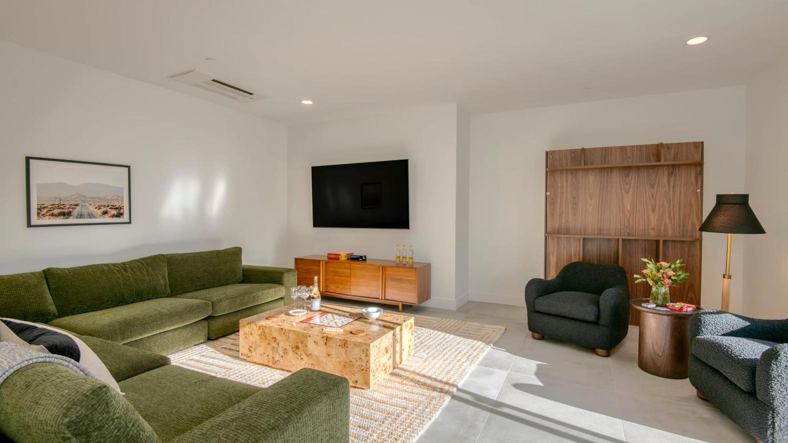 Polo Villa Trio Sleeps 52 3 Homes 20 BDRs