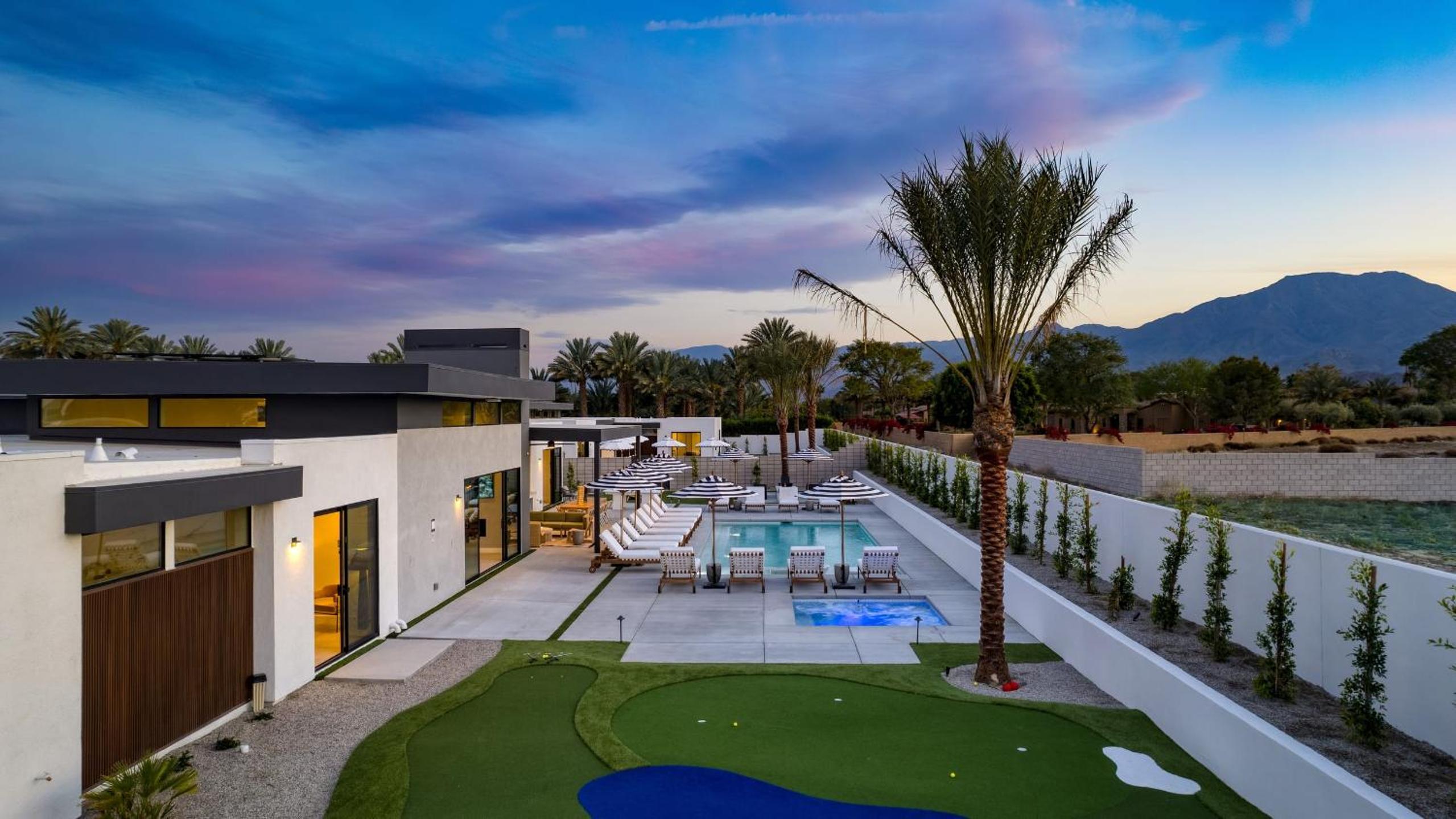 Polo Villa Trio Sleeps 52 3 Homes 20 BDRs