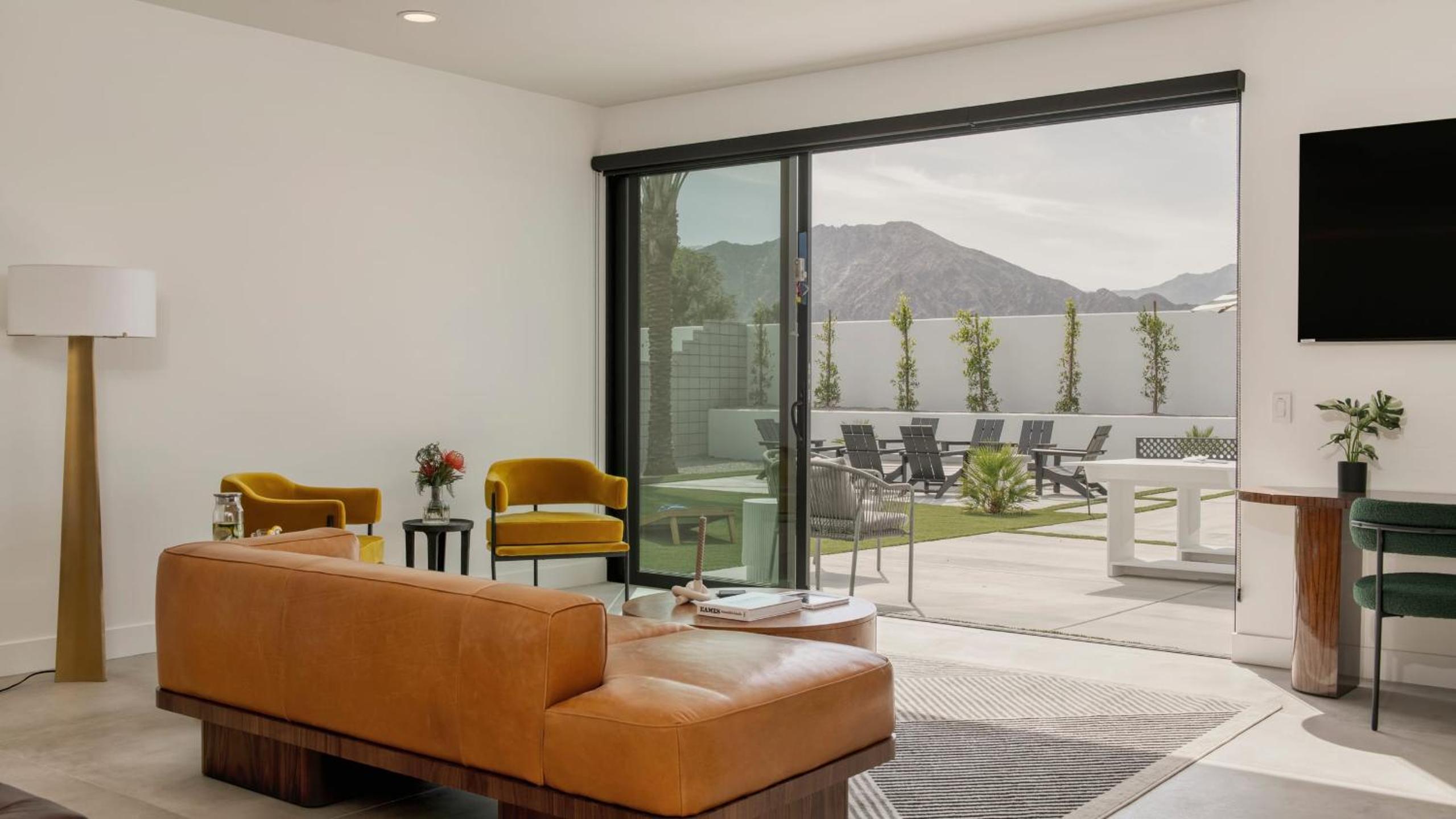 Polo Villa Trio Sleeps 52 3 Homes 20 BDRs