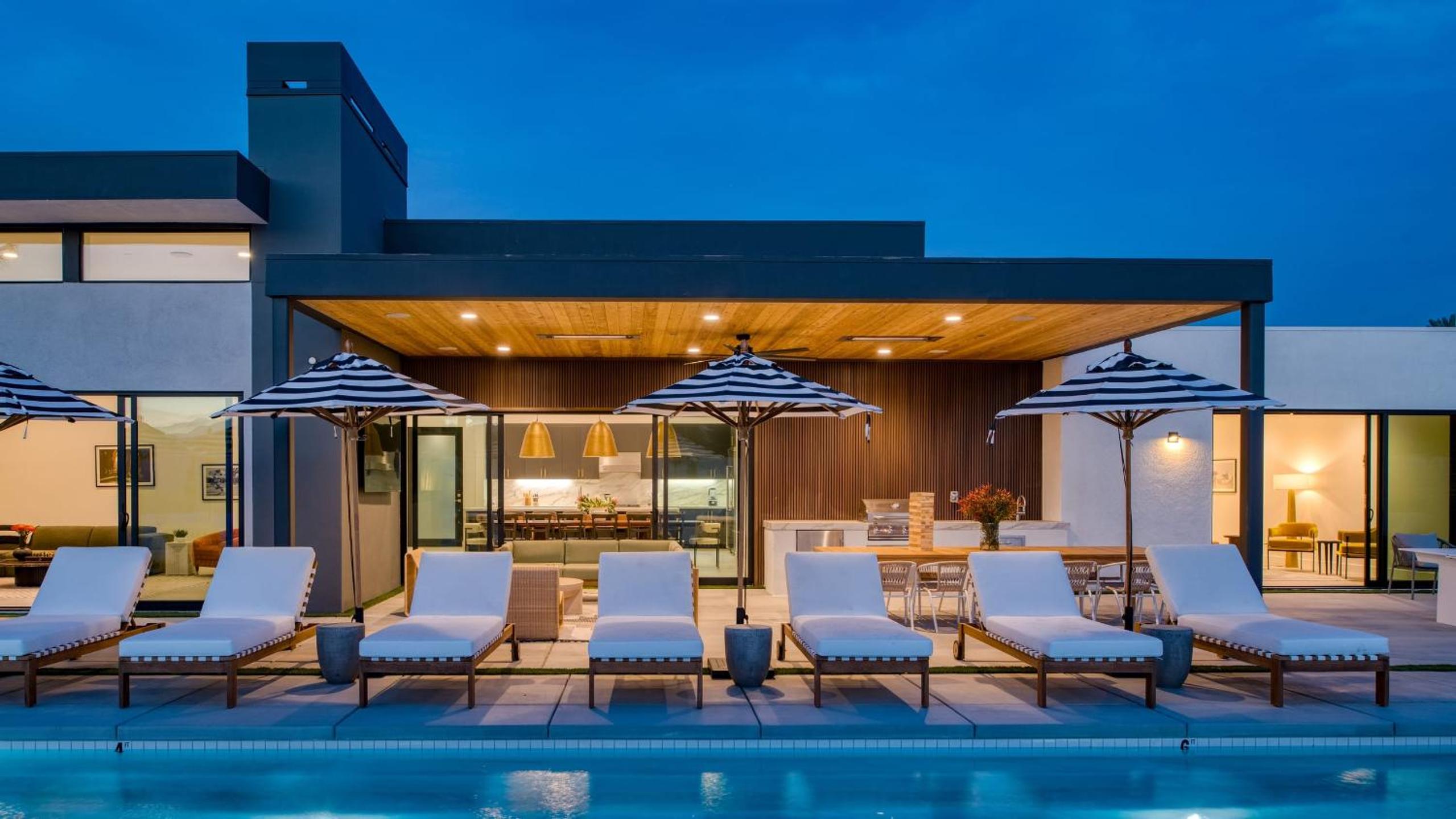 Polo Villa Trio Sleeps 52 3 Homes 20 BDRs
