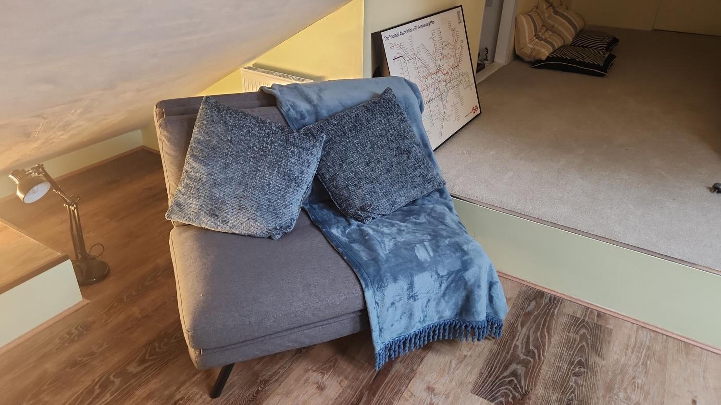 Cosy Suite with Private Access in London Putney