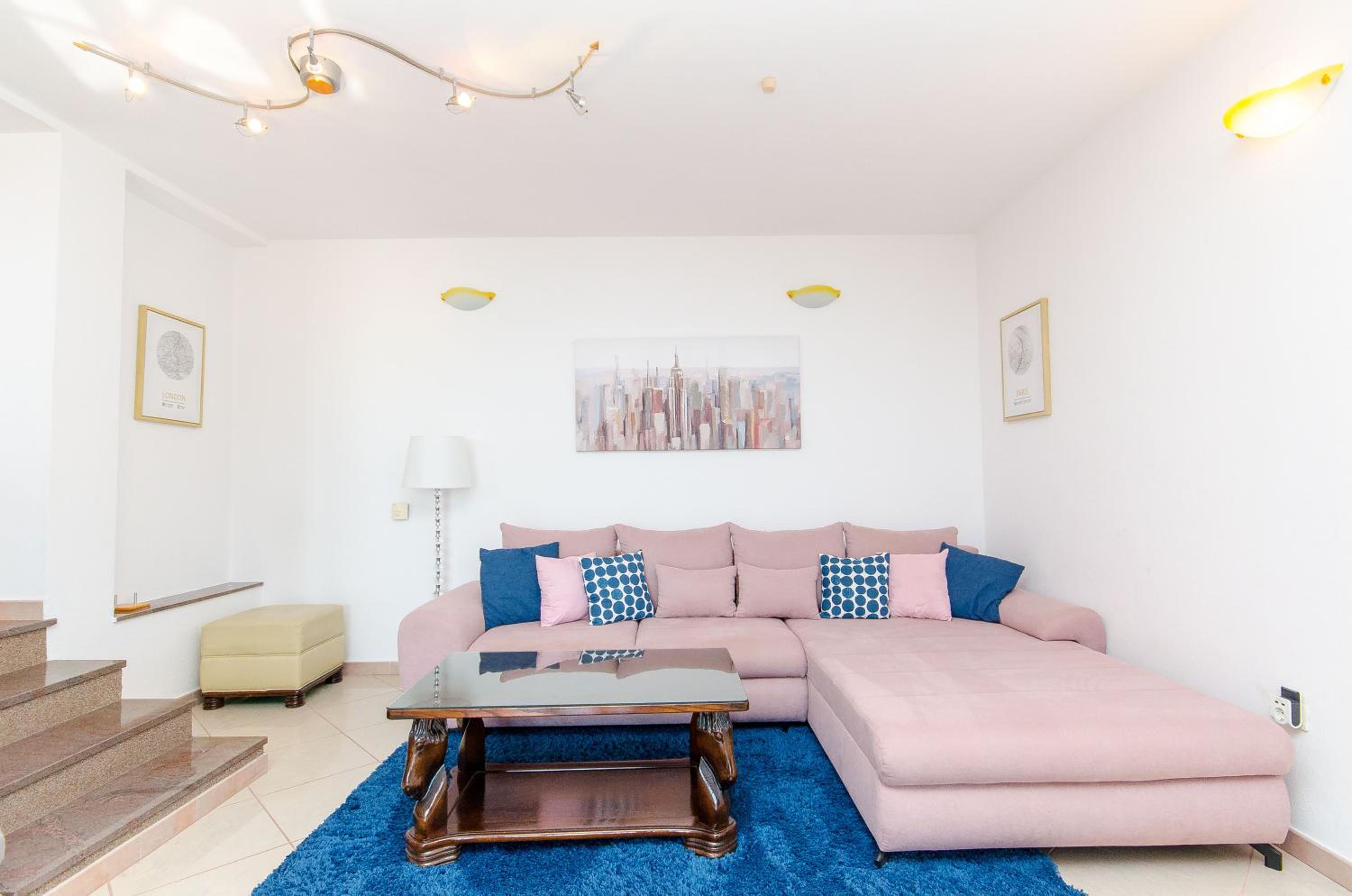 Apartment Luxury Cream