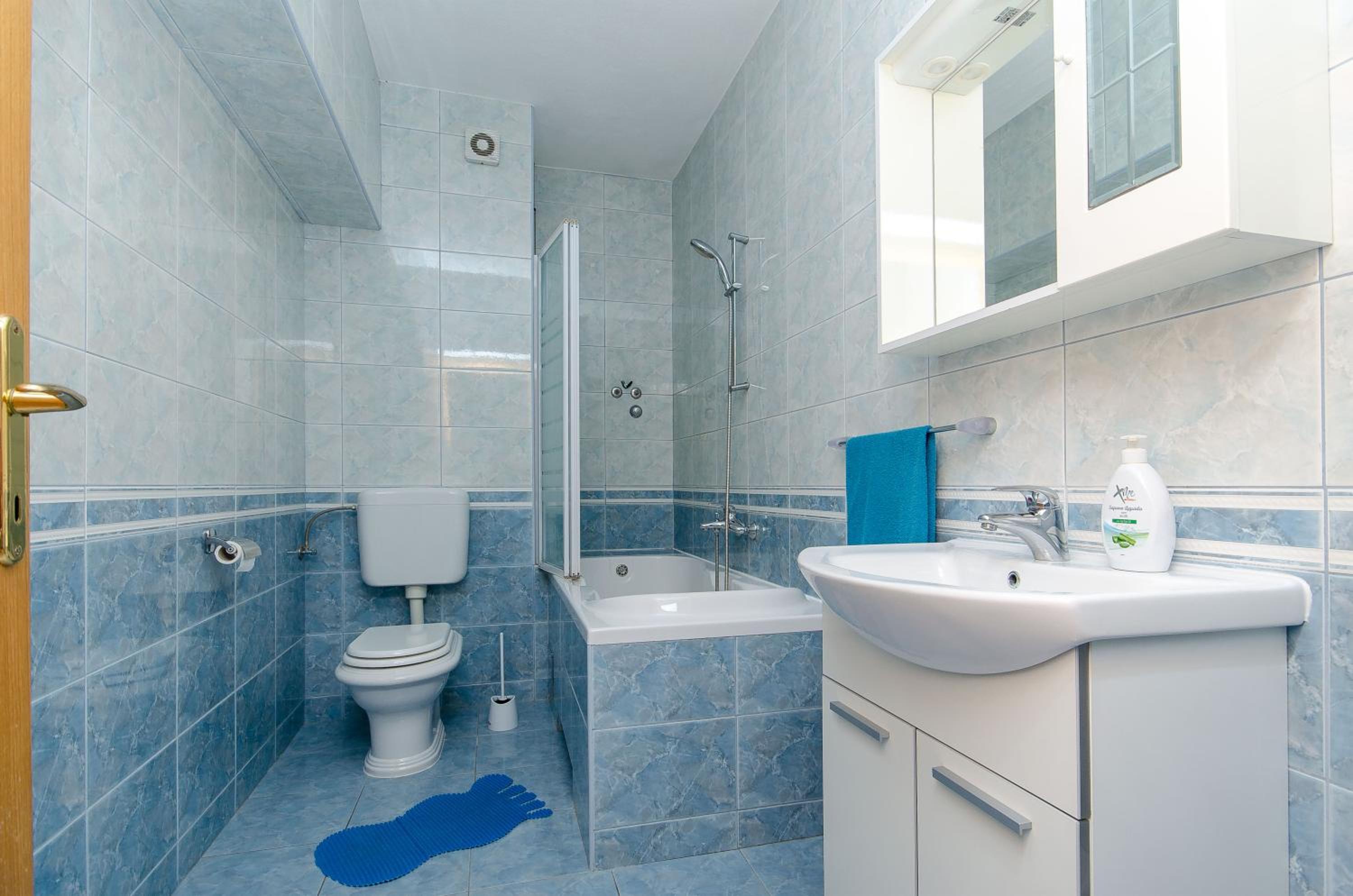 Apartment Luxury Cream
