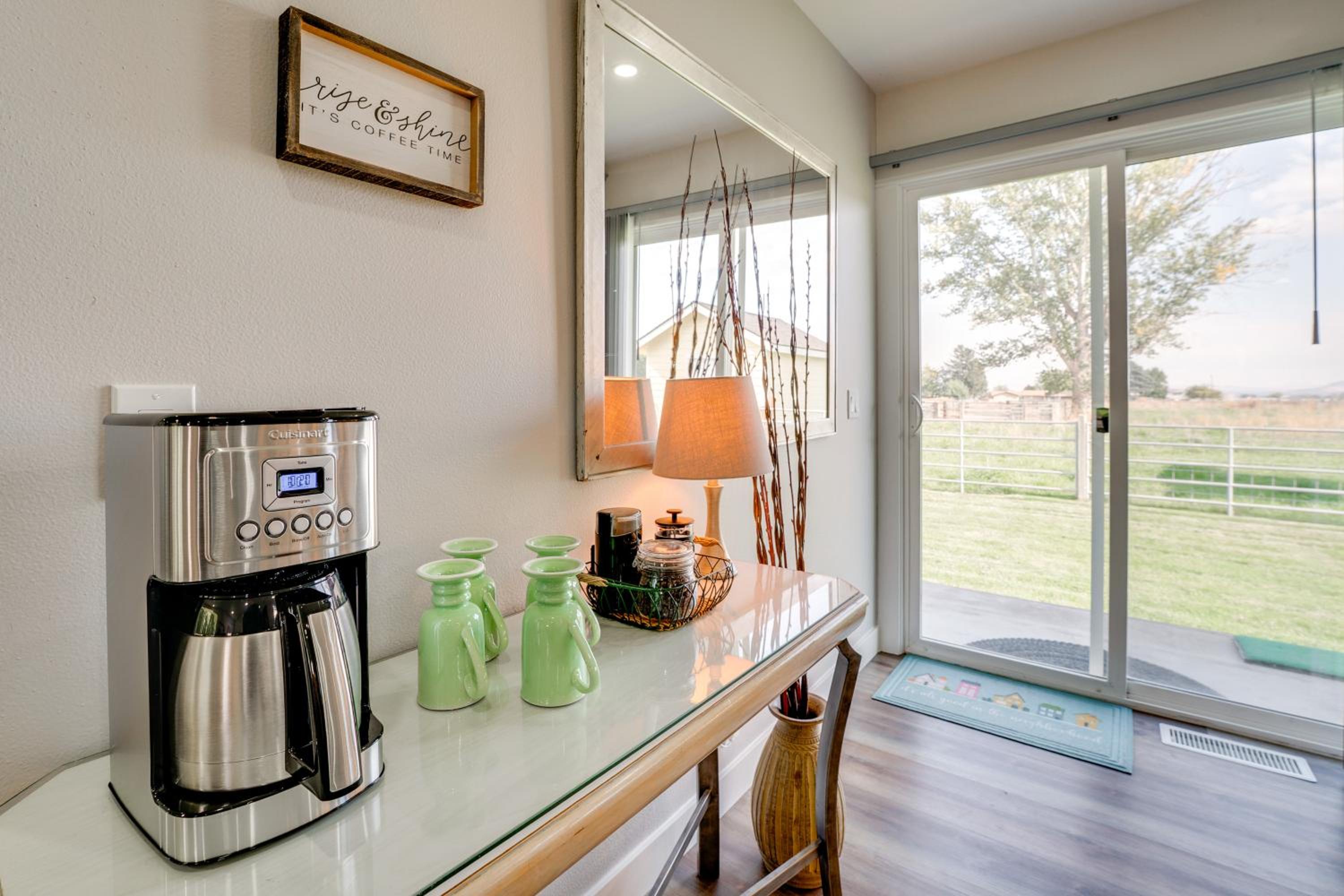 Ski, Fish and Explore Yakima Wine Country Home!