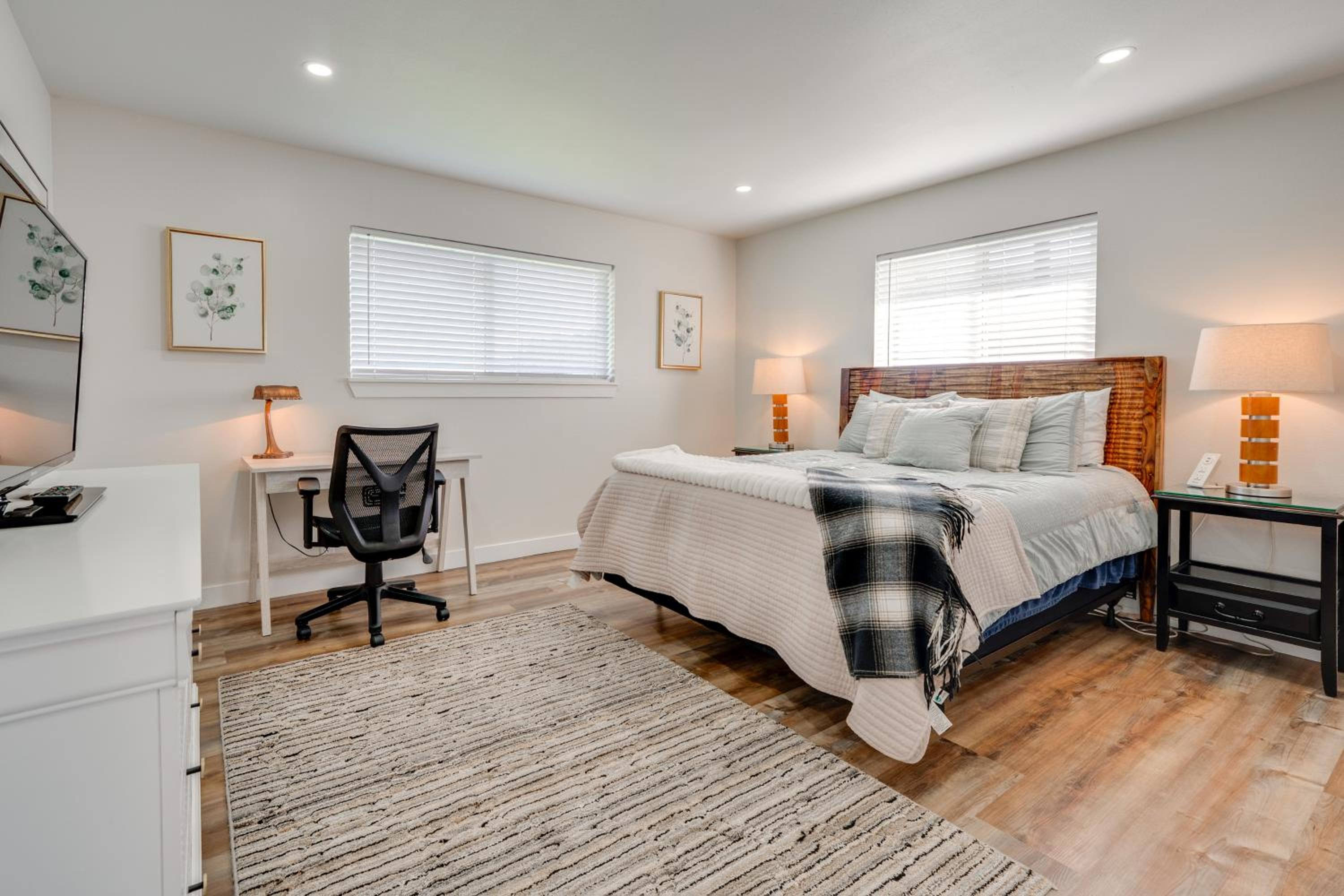 Ski, Fish and Explore Yakima Wine Country Home!