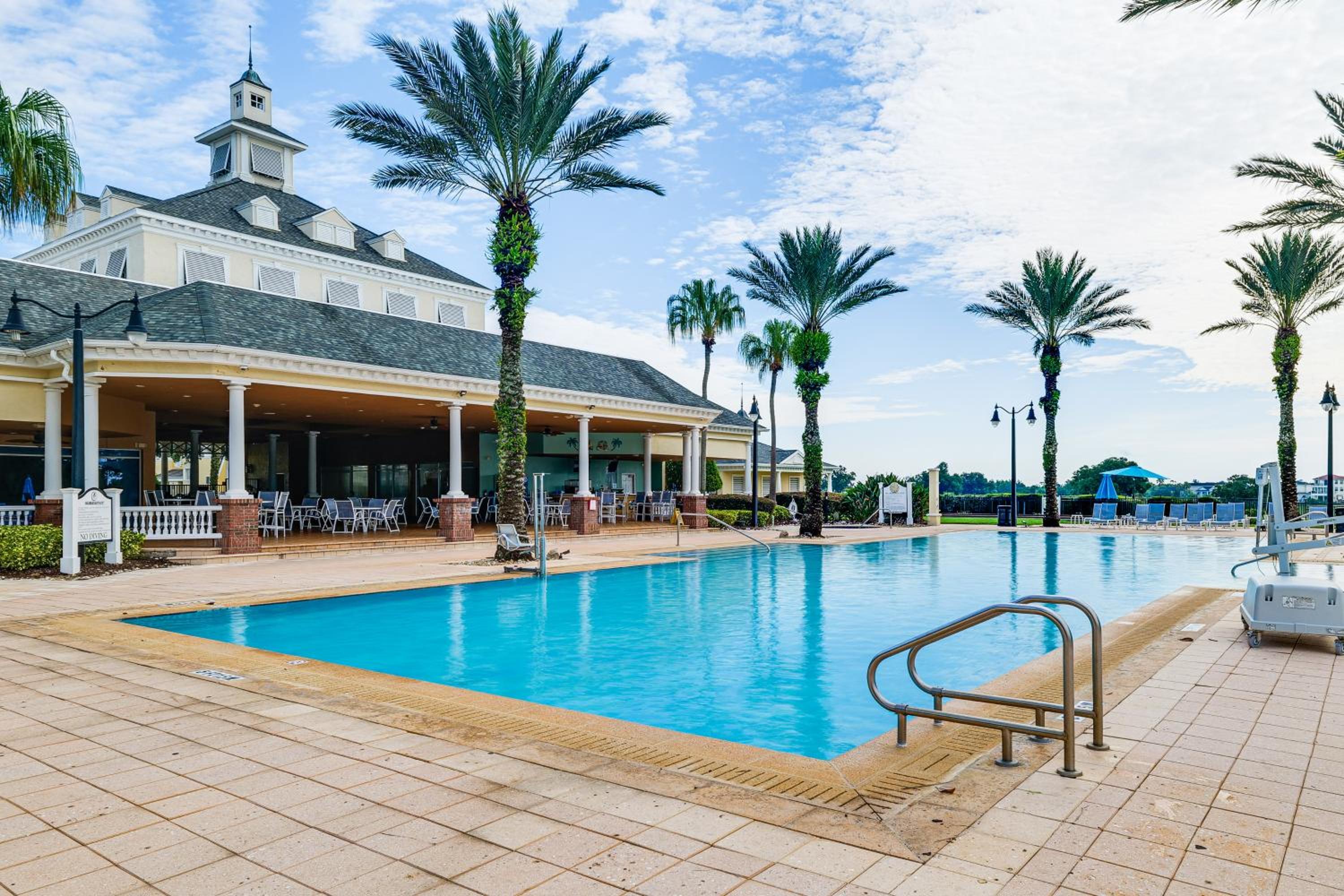 Disney World Group Getaway in Reunion Resort!