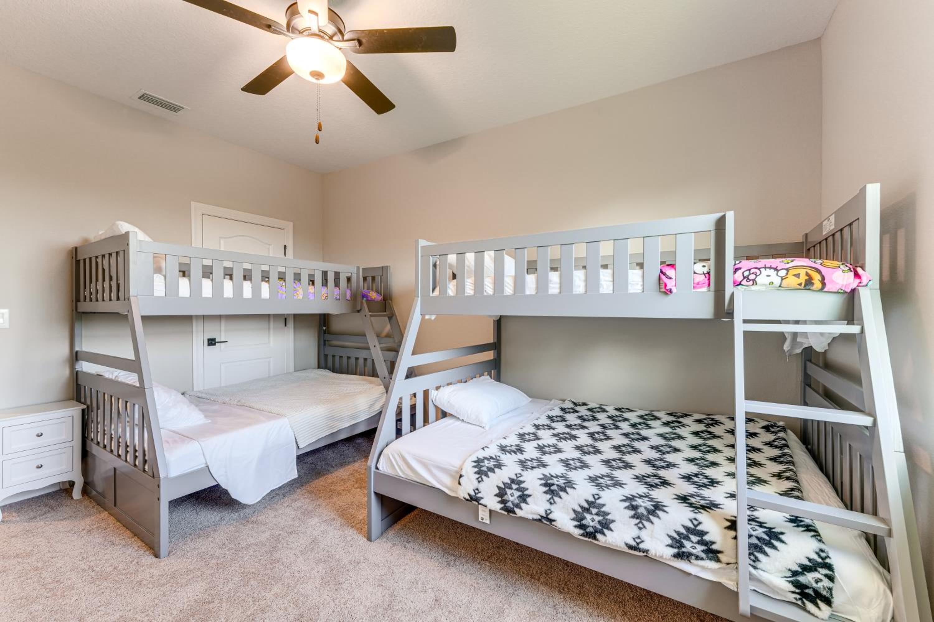 Disney World Group Getaway in Reunion Resort!