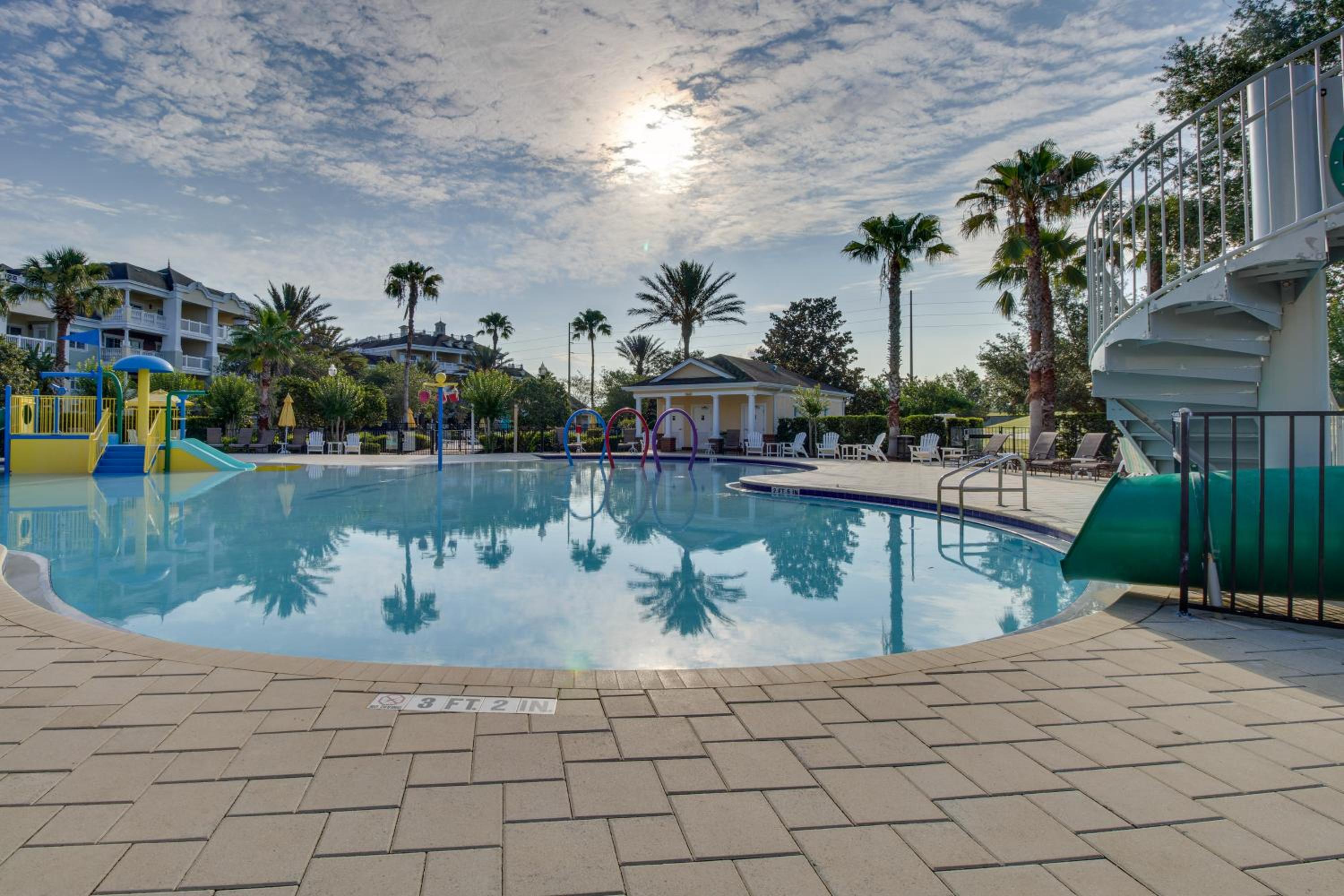 Disney World Group Getaway in Reunion Resort!