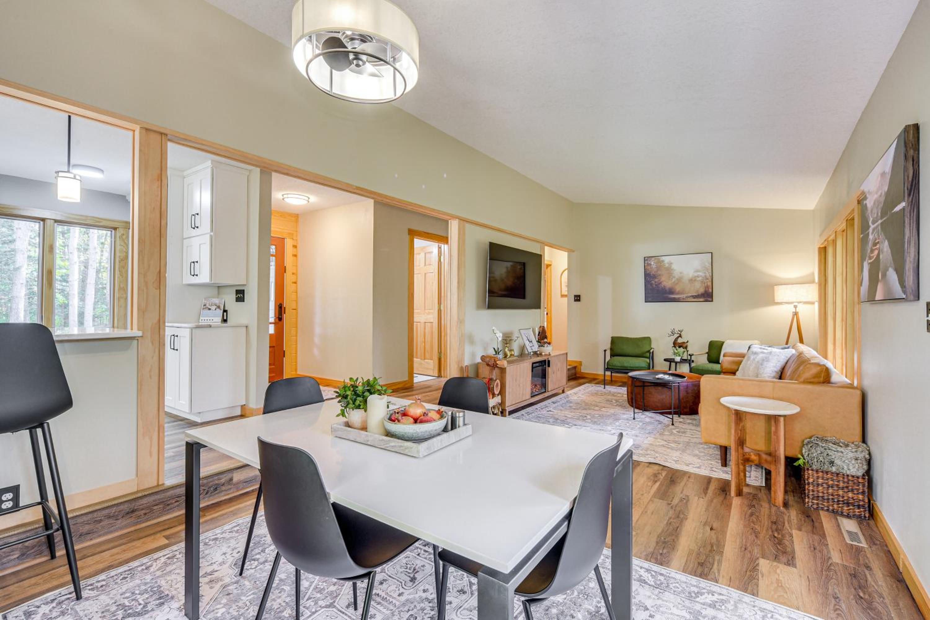 Riverbend Retreat on 7 Acres with River Access!