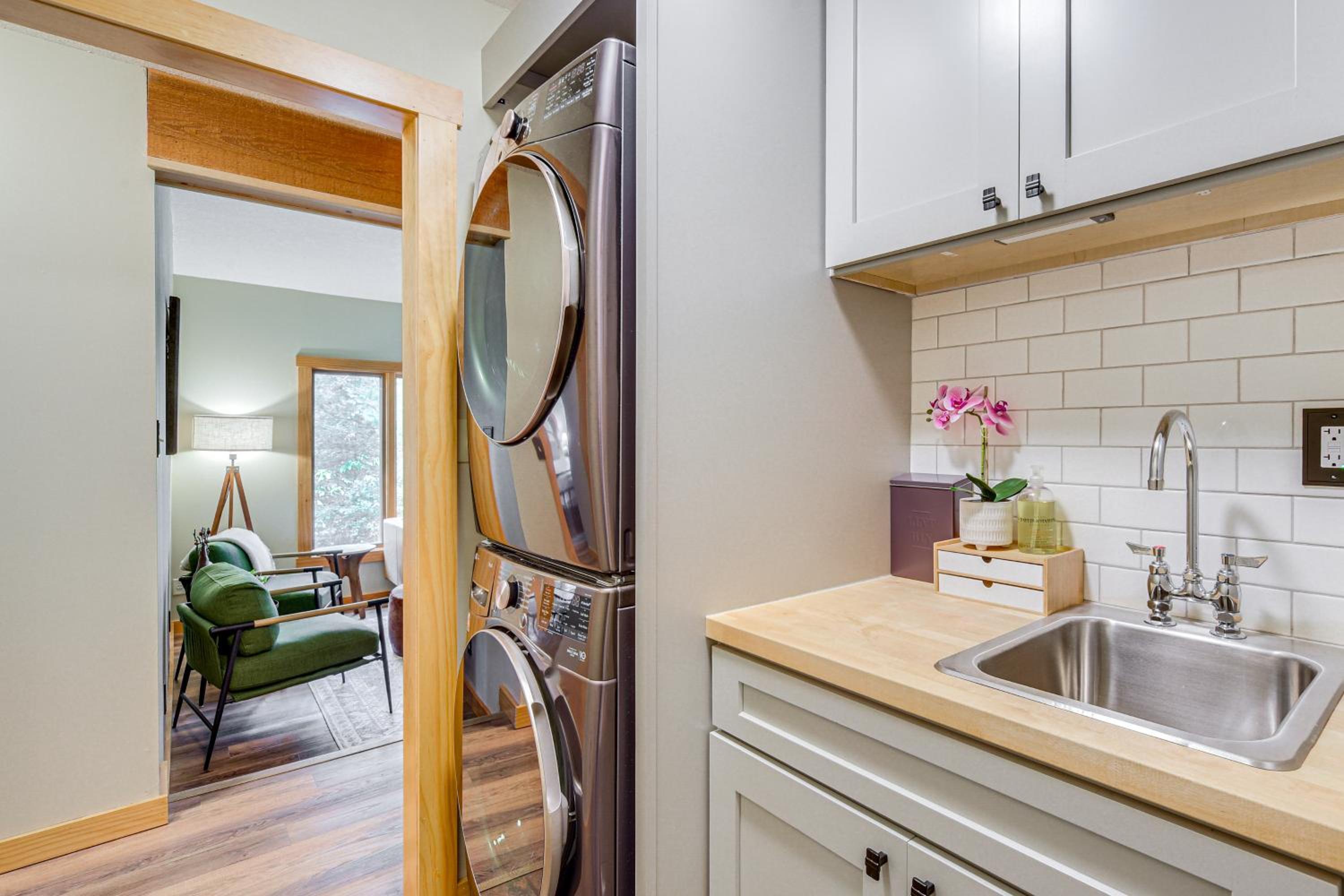 Riverbend Retreat on 7 Acres with River Access!