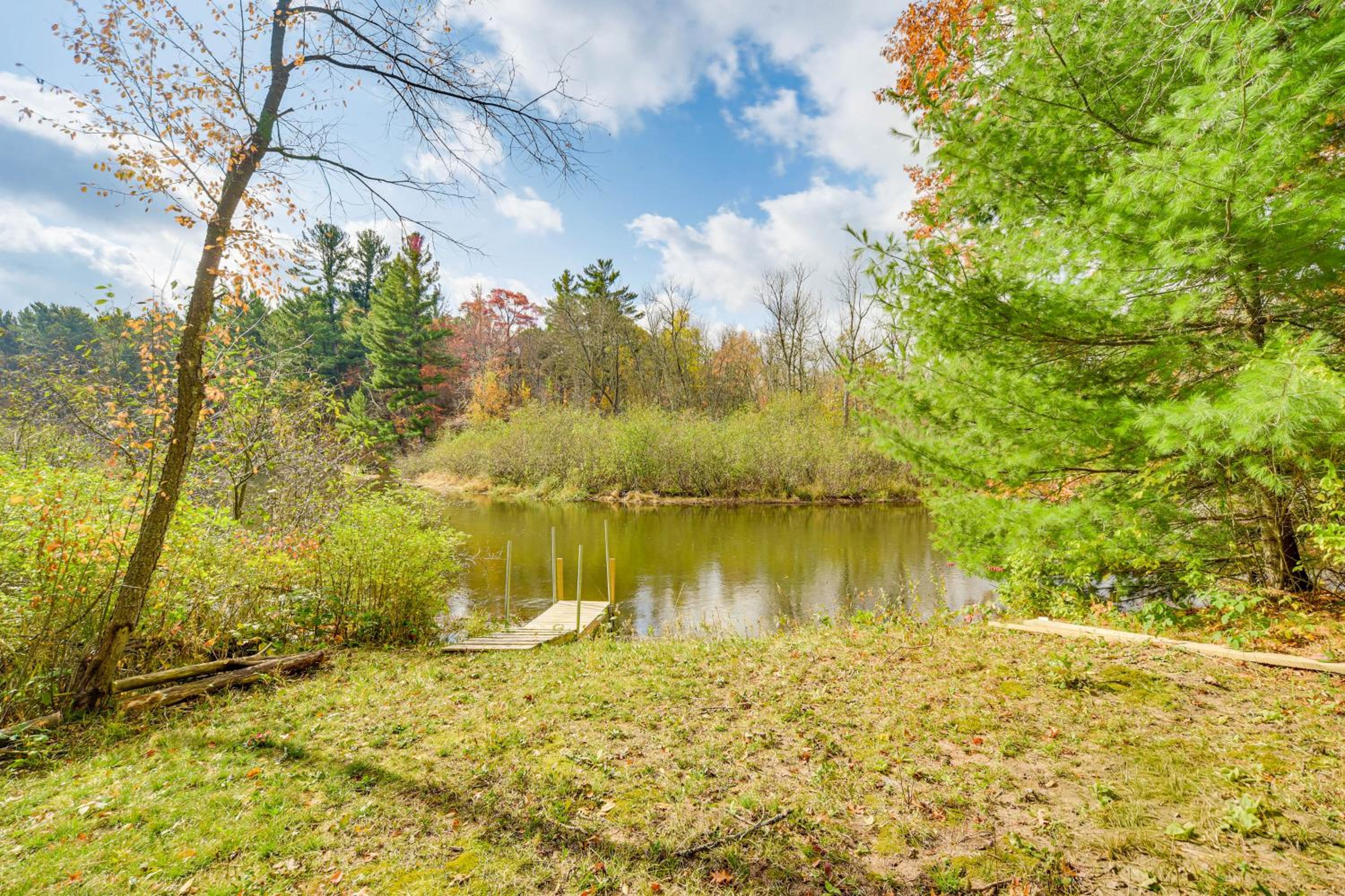 Riverbend Retreat on 7 Acres with River Access!