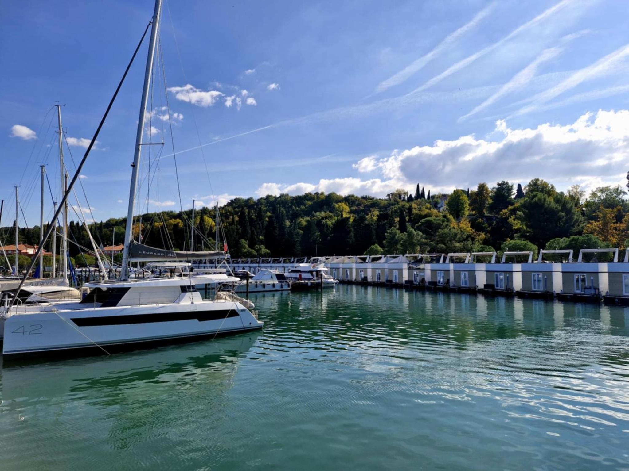 Luxury Floating Sea House Star Line - with Jacuzzi - Marina Portorož