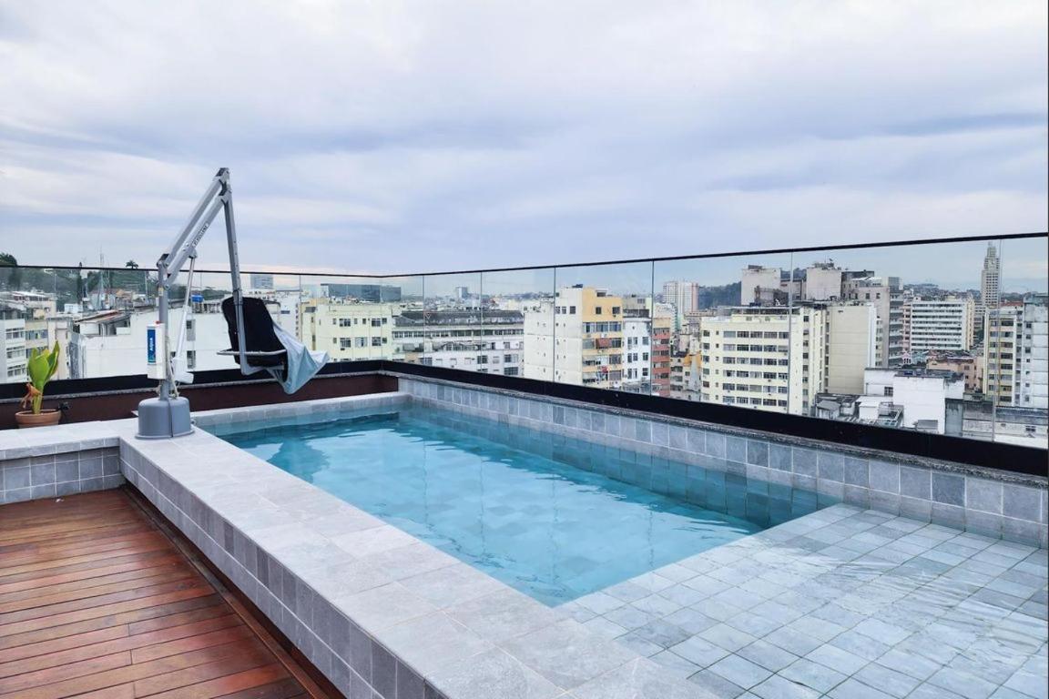 Studio 4p, Enxoval, Wi-Fi, Piscina, Roof Top, Arcos Lapa, a 5 minutos da Petrobras e a 20min Copacabana