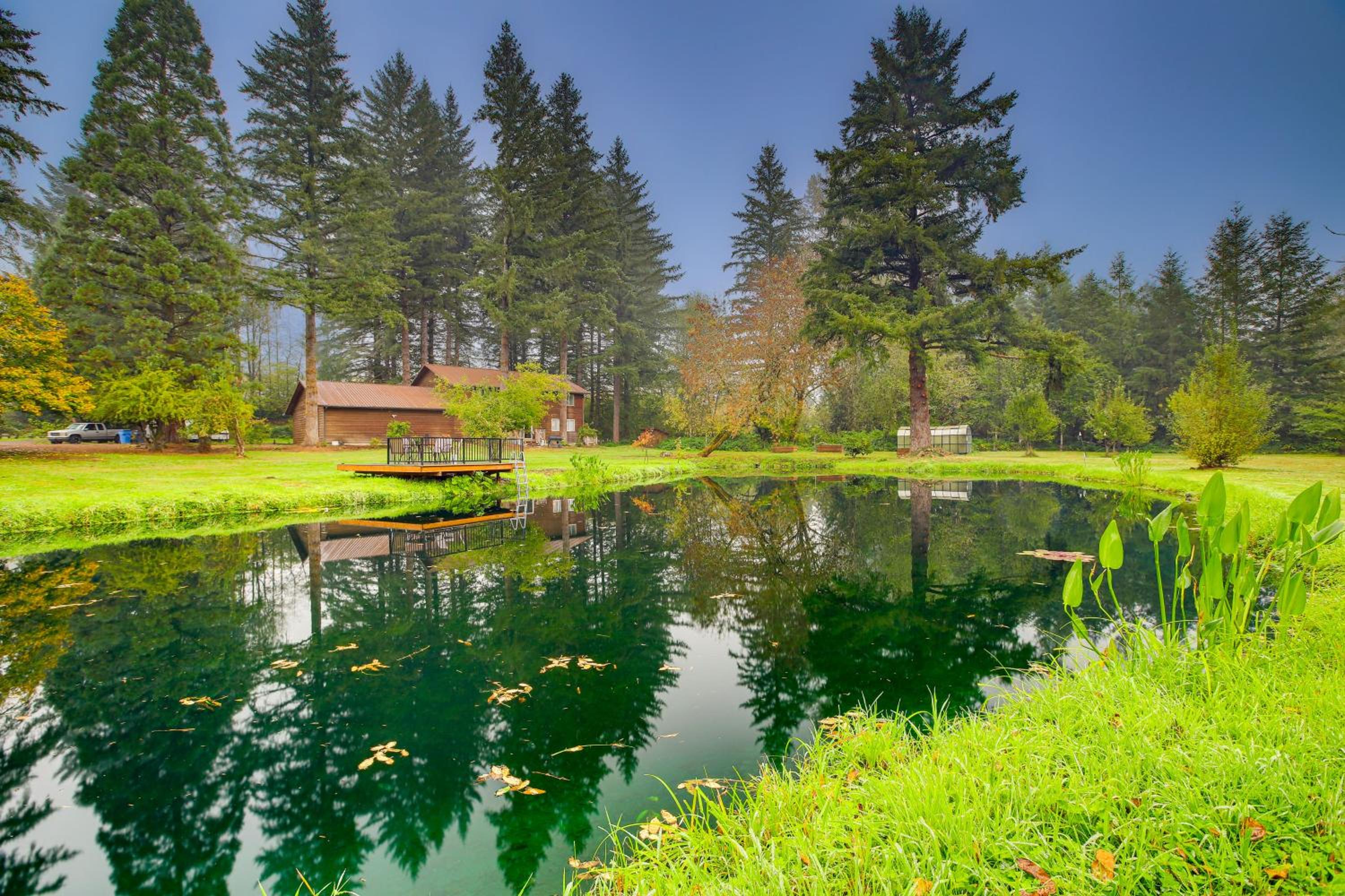 3 Acres! Spacious Waterfront Home in Amboy