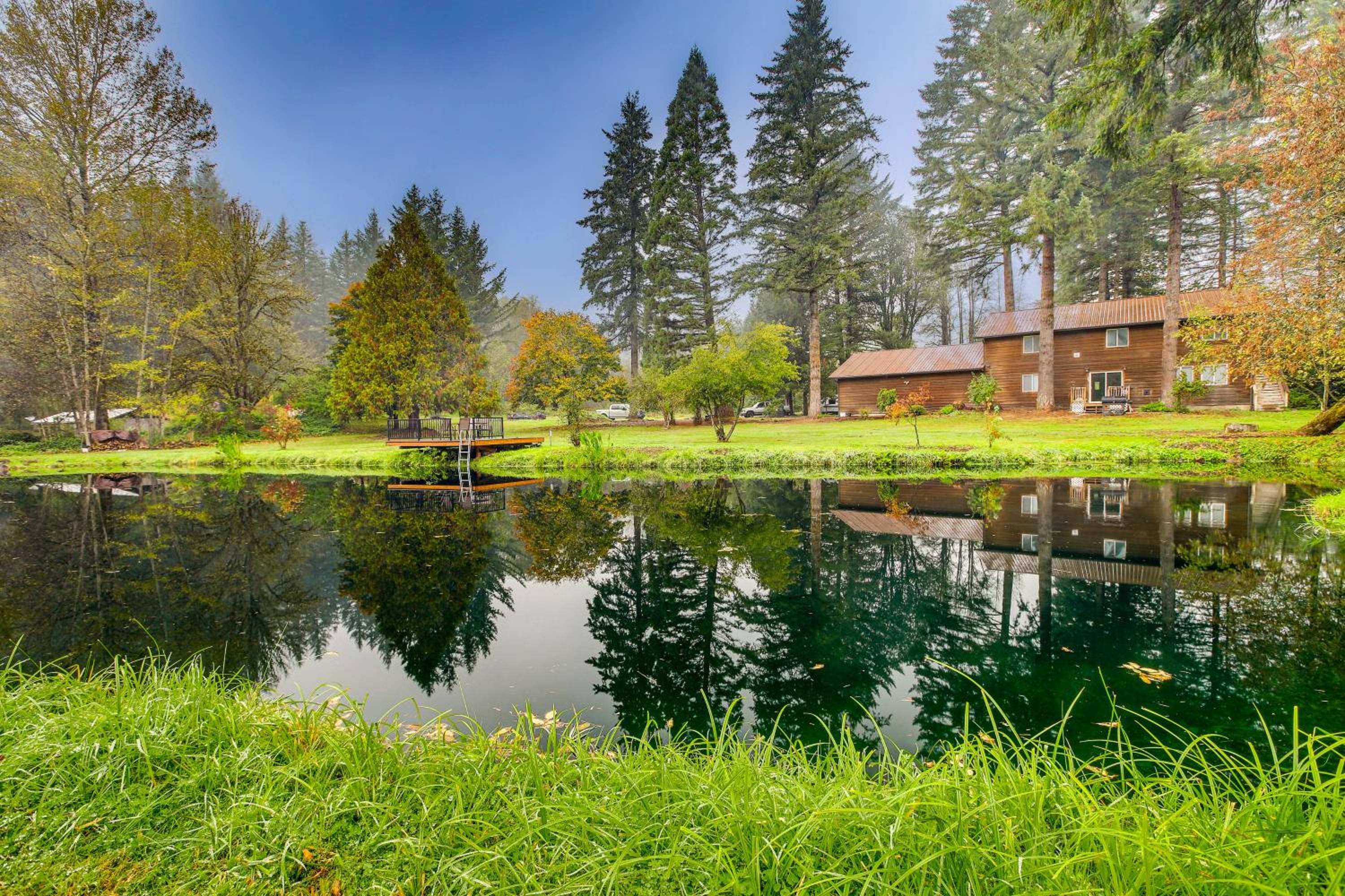 3 Acres! Spacious Waterfront Home in Amboy