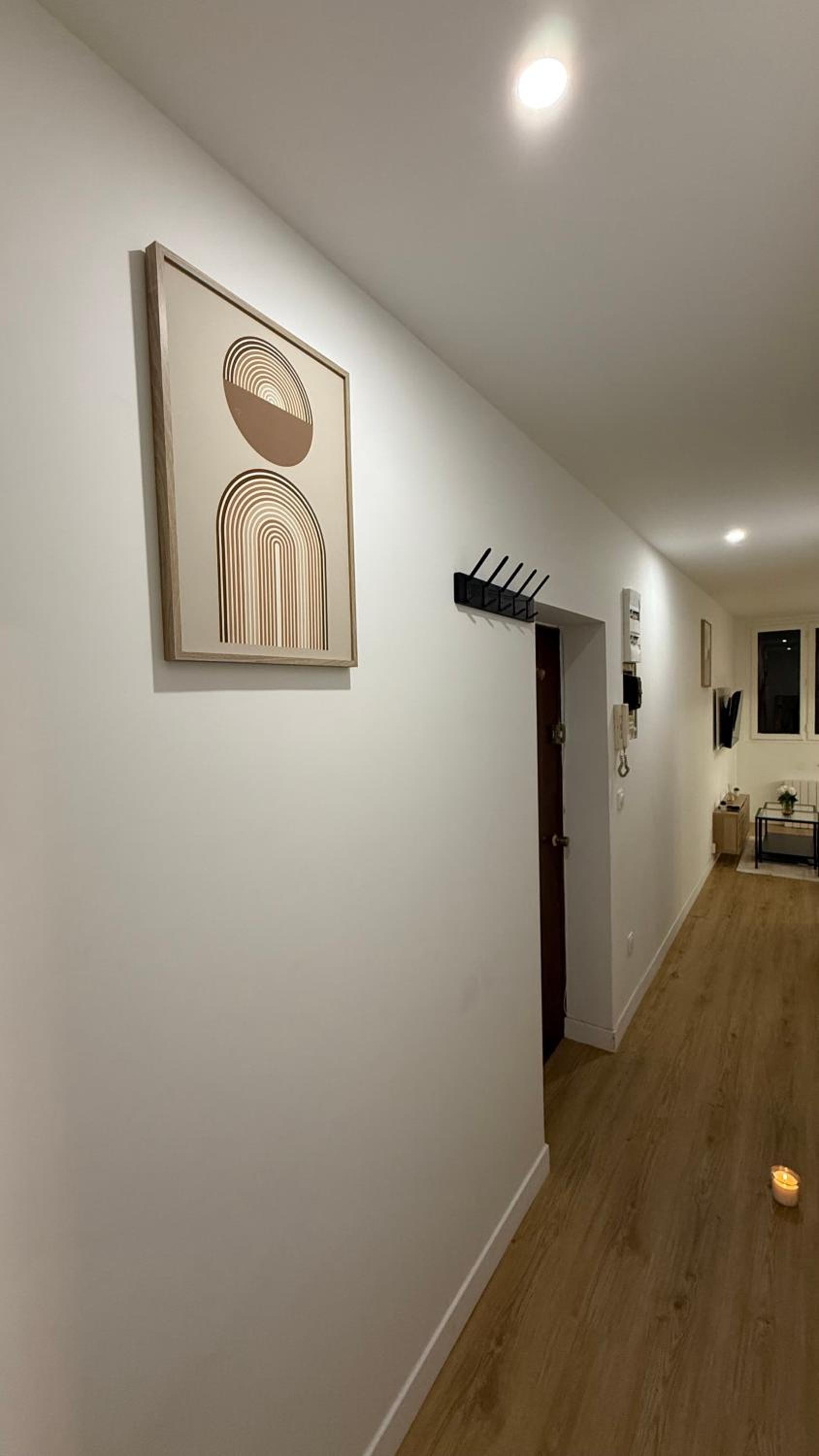 Séjour lumineux et moderne aux portes de Paris