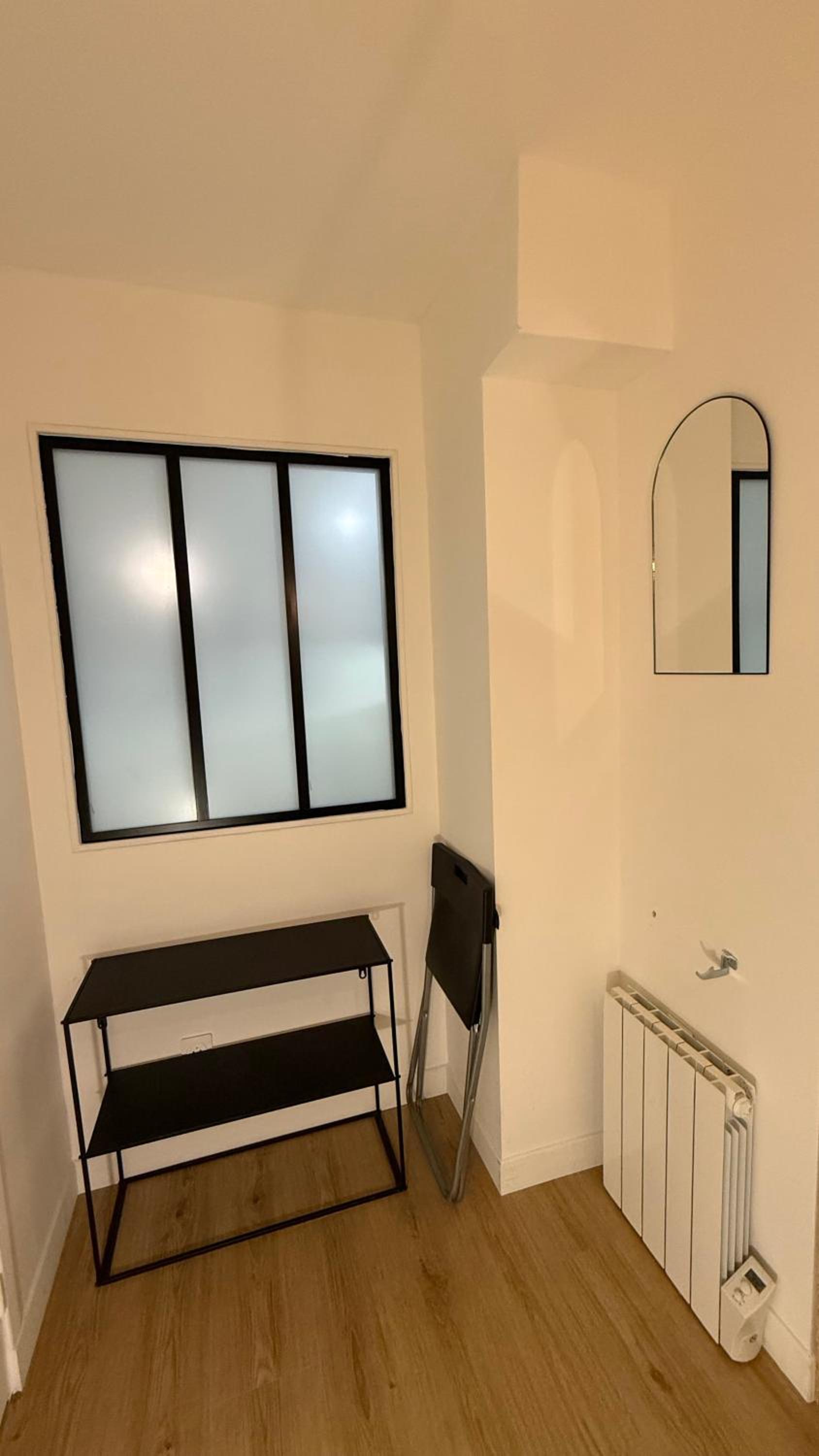 Séjour lumineux et moderne aux portes de Paris