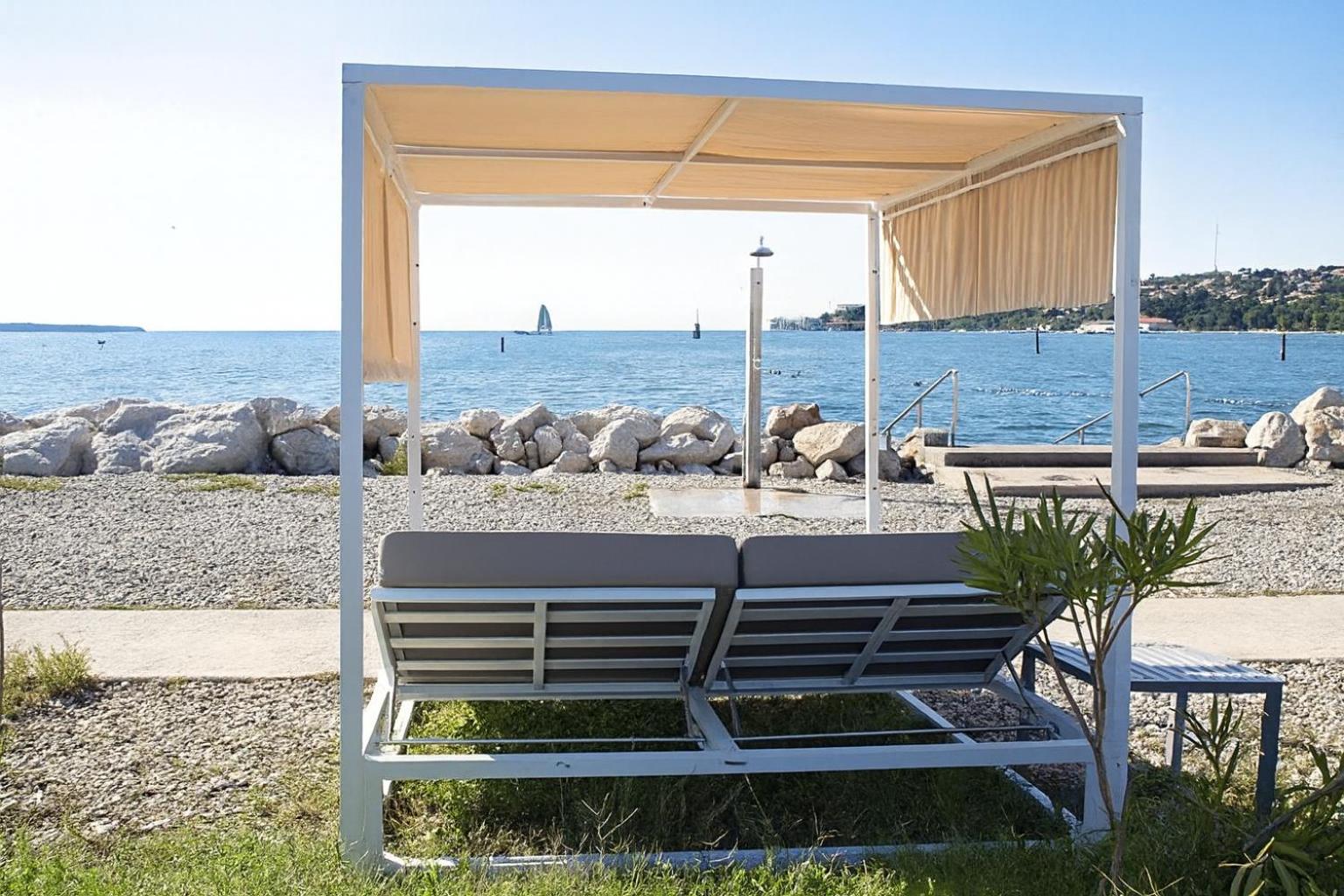 Luxury Floating Sea House Star Line - with Jacuzzi - Marina Portorož