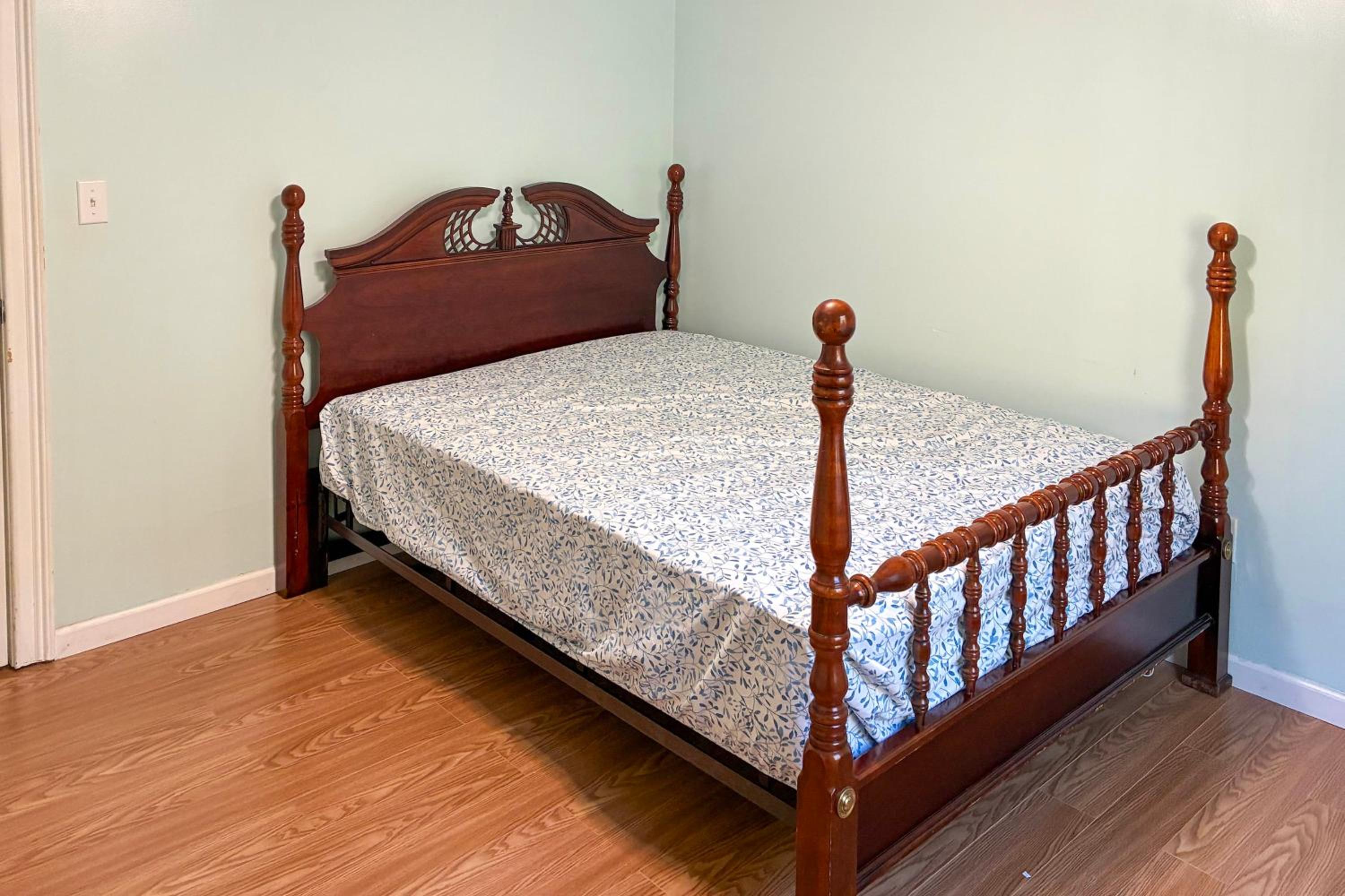 Hike, Ski and Explore Otisville Retreat with Yard!