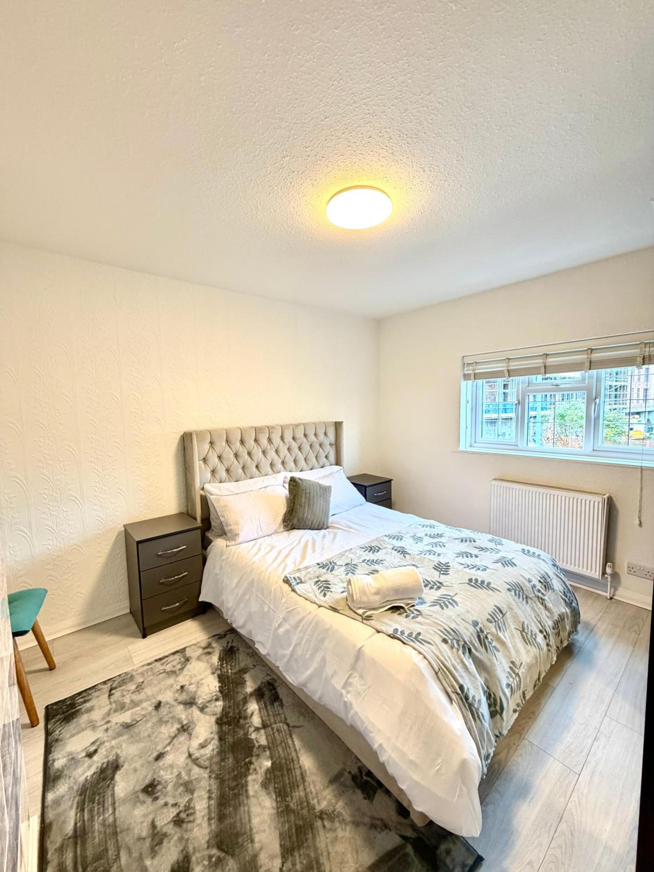 4 Bedrooms House CheapUKholiday