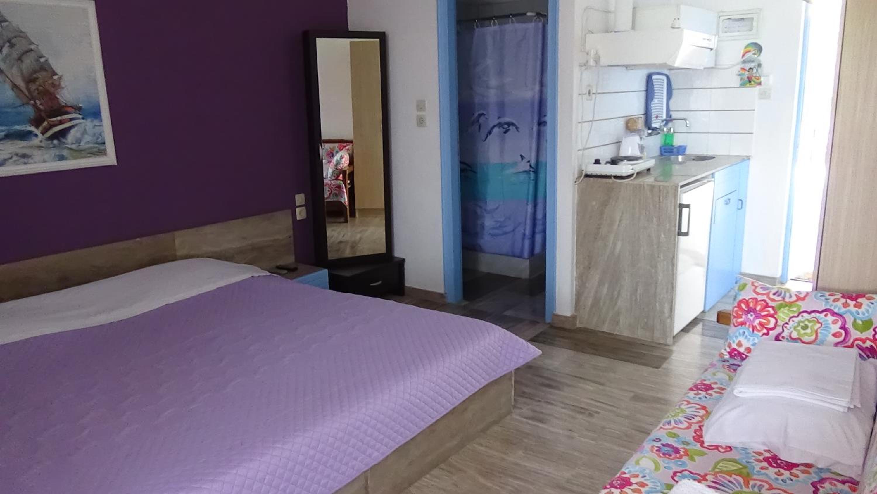 Alexandros Apartments