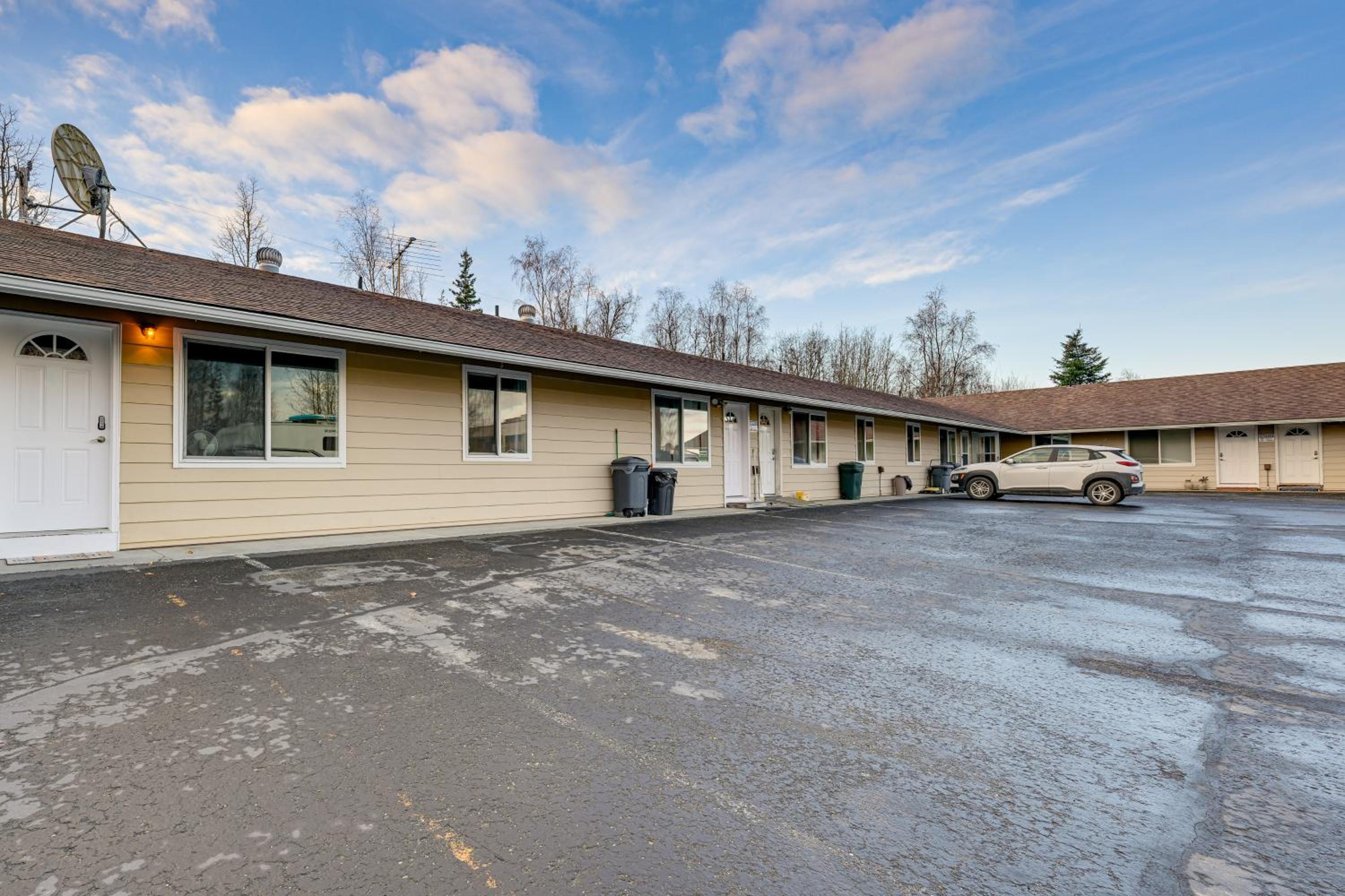Comfort and Convenience! Apt in Central Soldotna