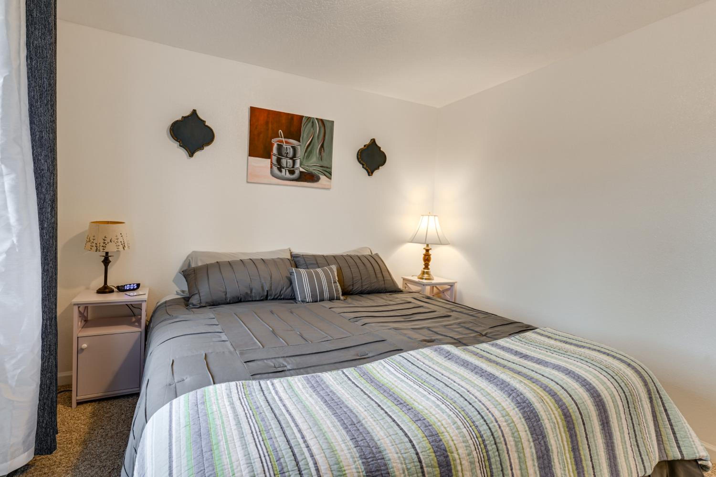 Comfort and Convenience! Apt in Central Soldotna