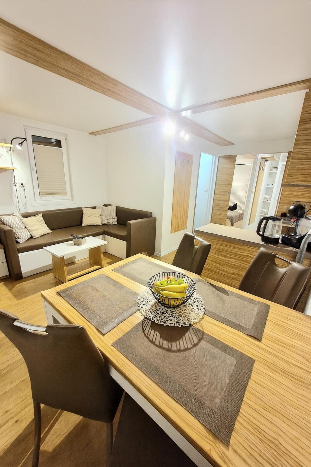 Luxury Floating Sea House Star Line - with Jacuzzi - Marina Portorož