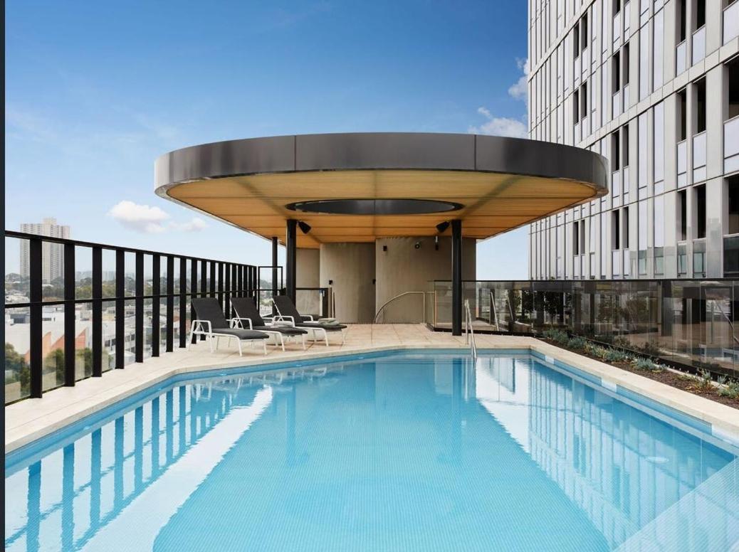 Deluxe apartments in the heart of South Melbourne