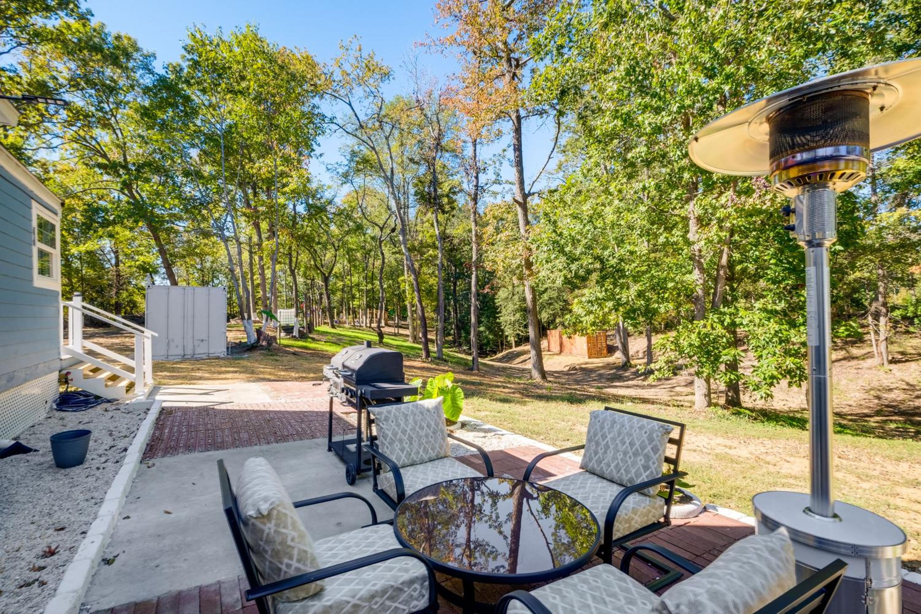 Walk to MIR Wooded Group Escape with Deck and Bar!