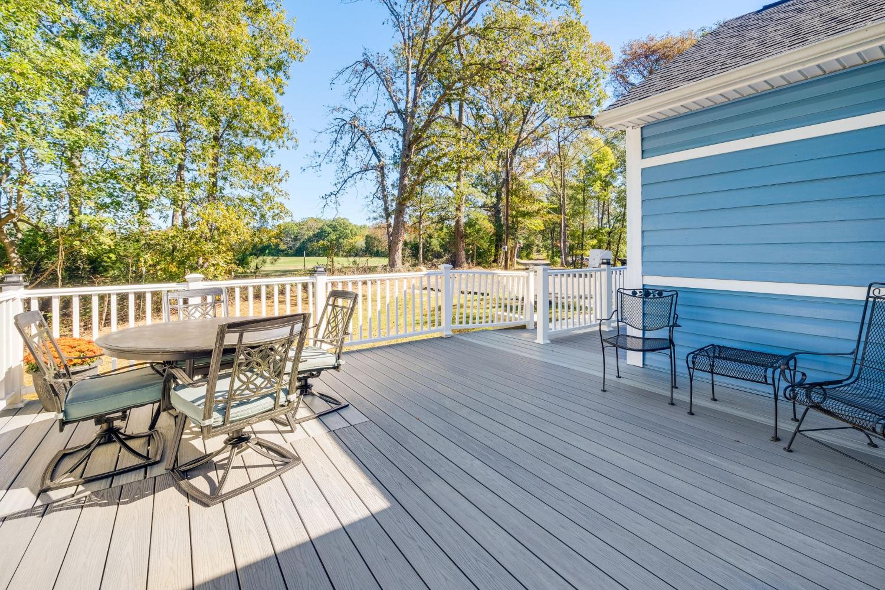 Walk to MIR Wooded Group Escape with Deck and Bar!