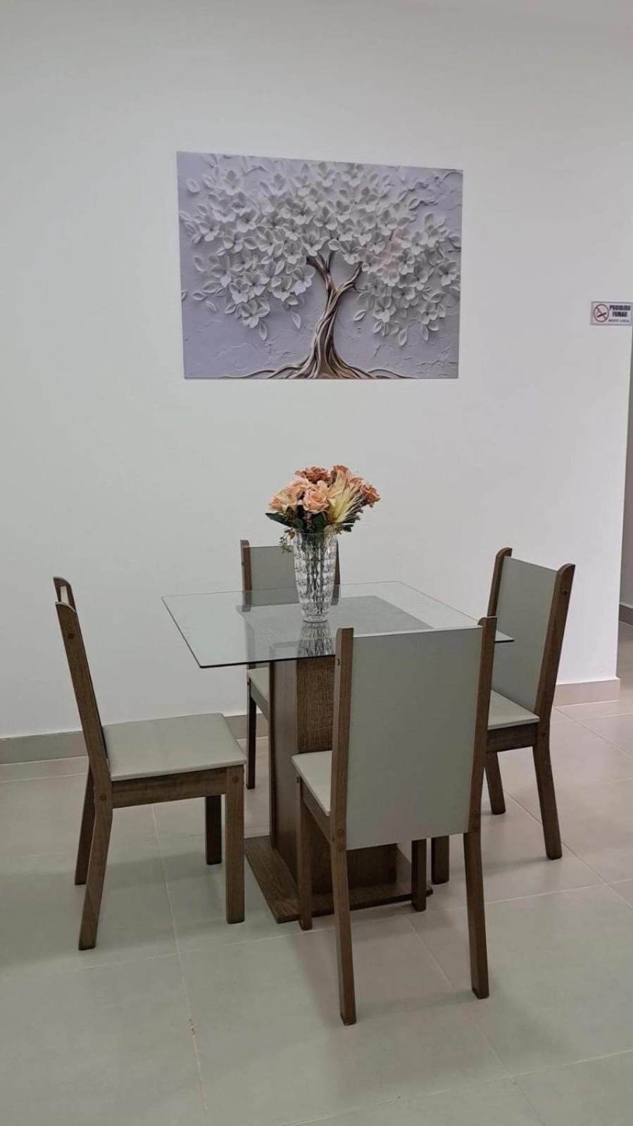 Apartamento de 2 quartos - 700m da Praia!