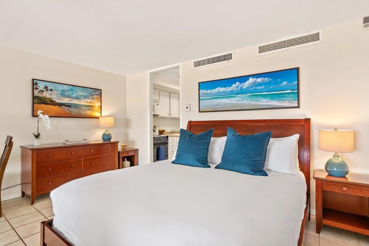 Eldorado K215 · EL K215 Studio w Panoramic Ocean Views Pool AC