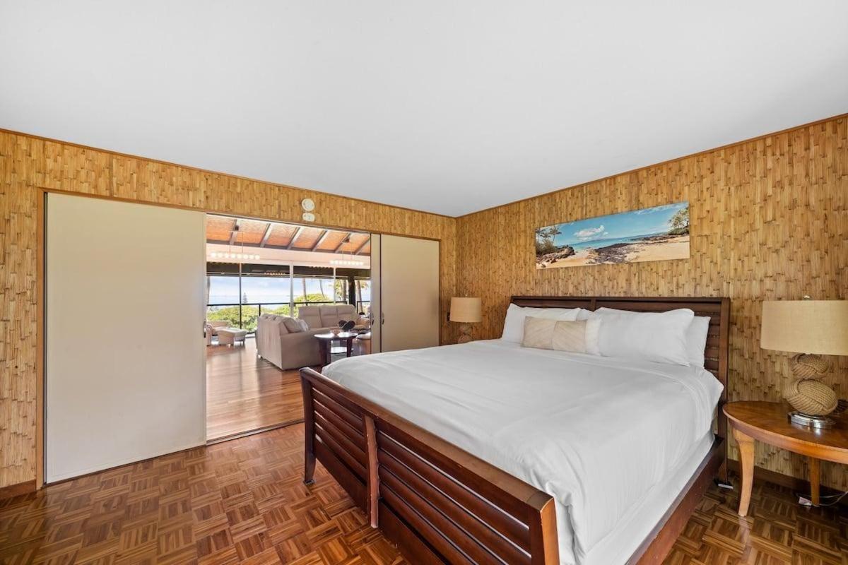Hale Kalapu · Large Home 180° Ocean Views Walk2Beach Hale Kalapu